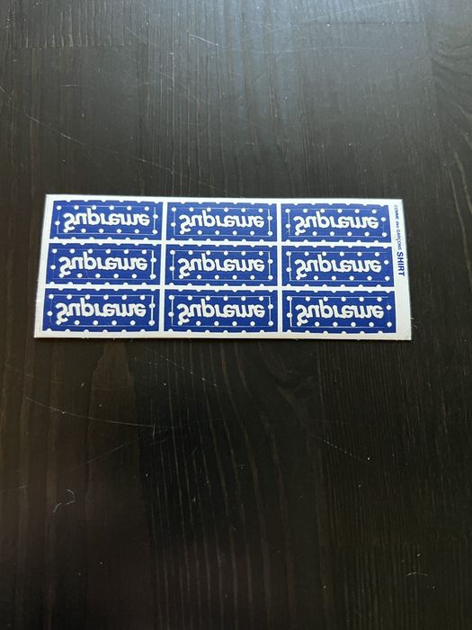 Supreme mini 2024 box logo sticker