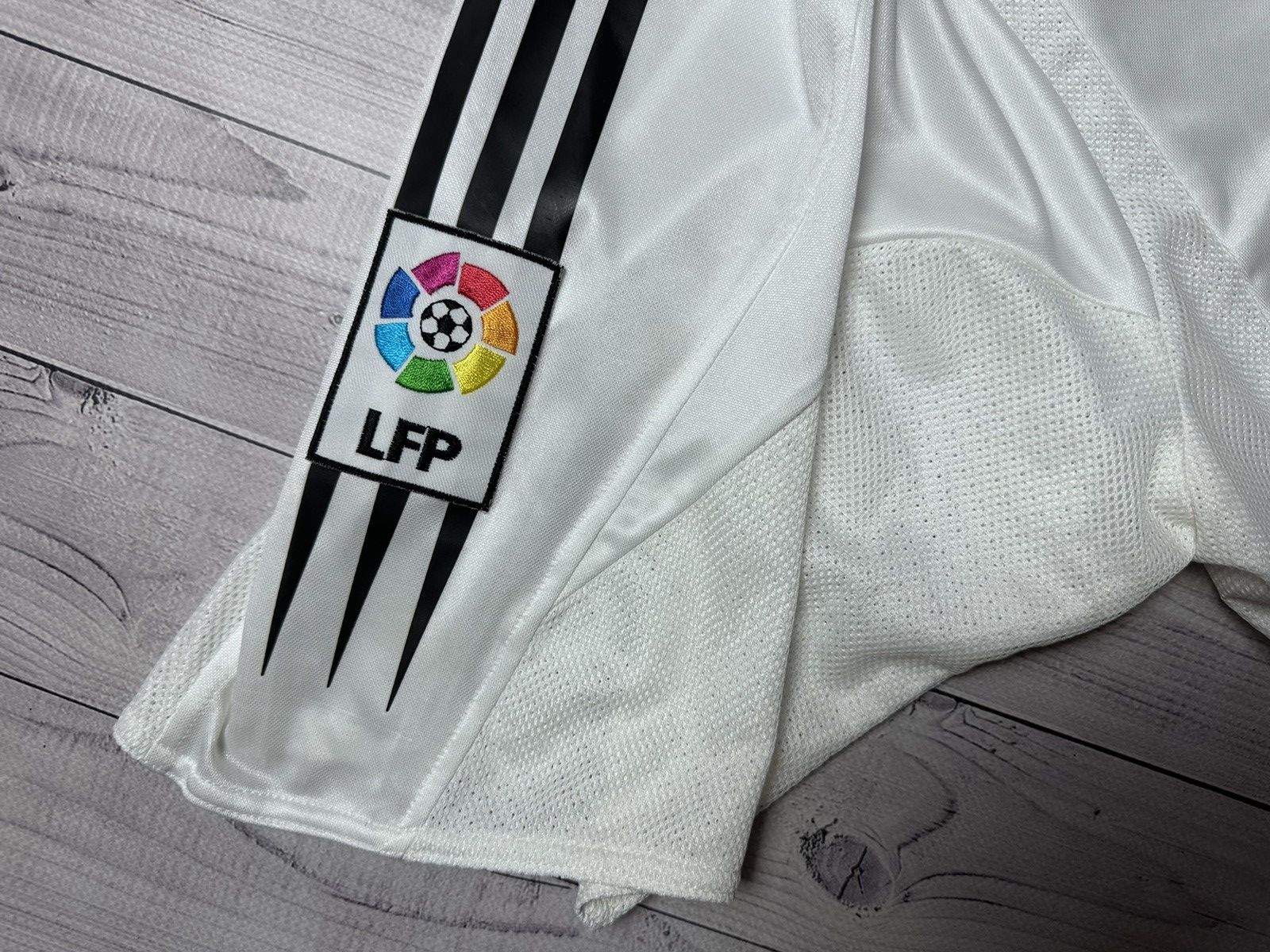 Adidas × Vintage Vintage Adidas Real Madrid soccer jersey Siemens mobile XL Size US XL / EU 56 / 4 - 3 Thumbnail
