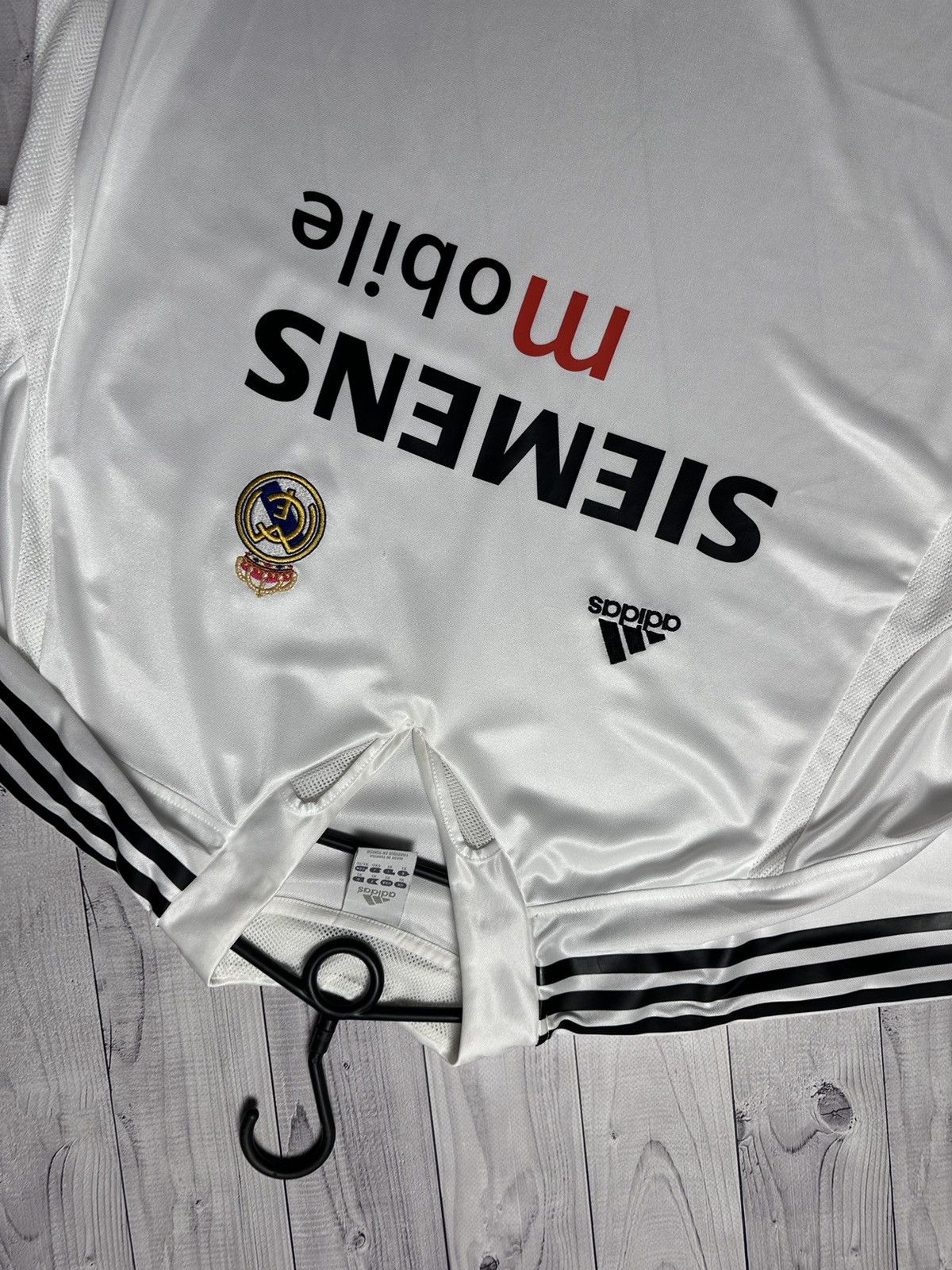 Vintage Adidas Real Madrid soccer jersey Siemens mobile XL