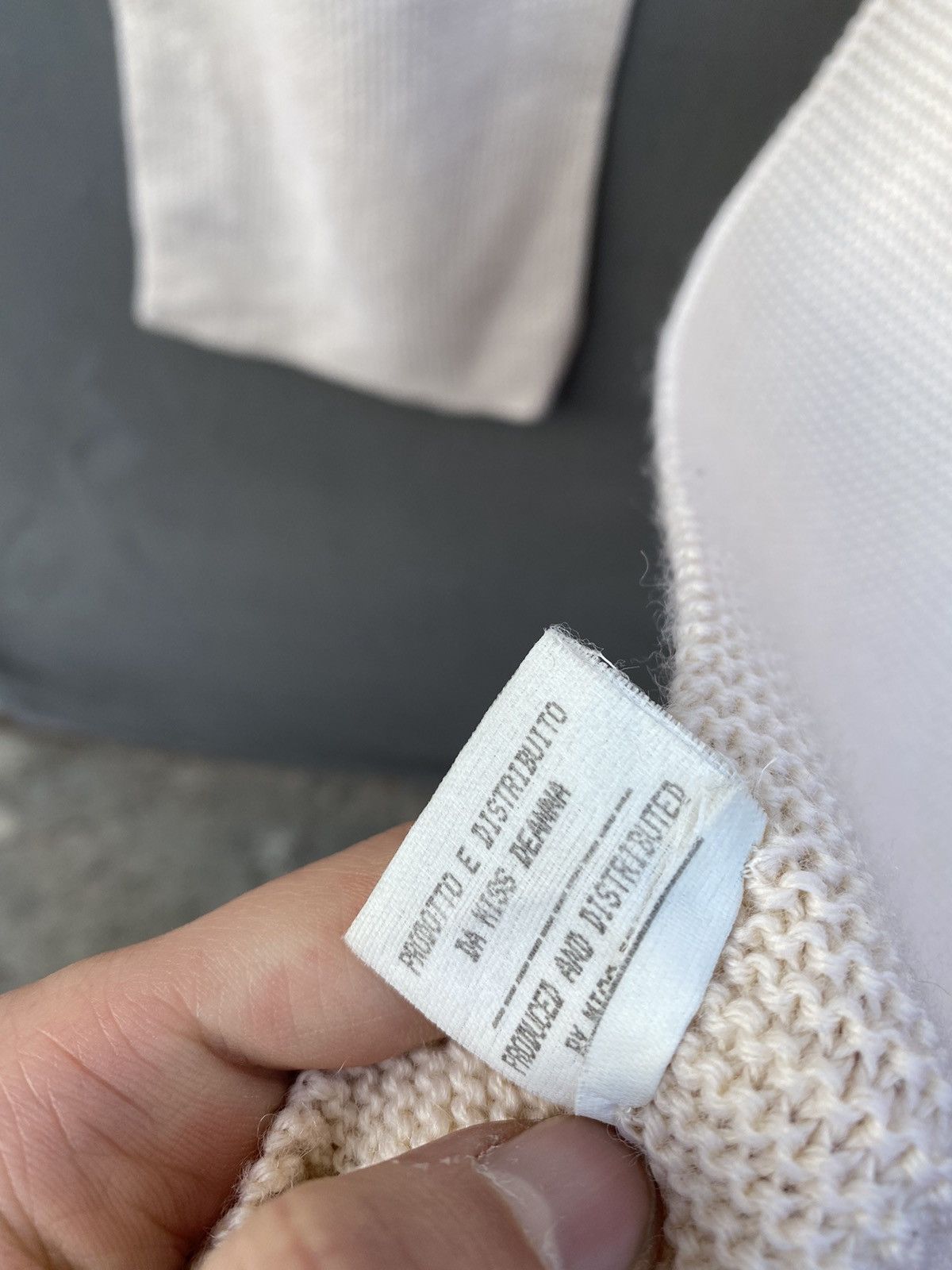 Maison Margiela × Vintage Maison Margiela Vintage Archive Cape/scarf da miss deanna Size ONE SIZE - 4 Thumbnail