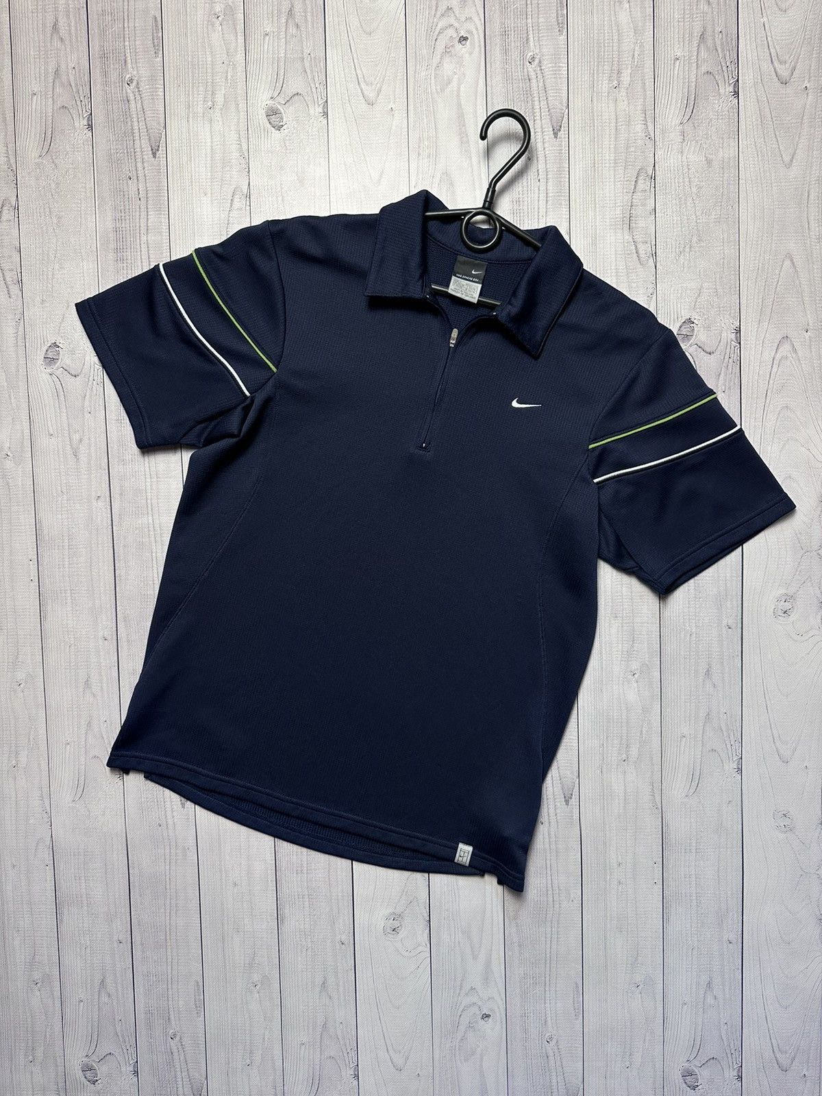 Nike × Vintage Vintage Nike polo logo size S Size US S / EU 44-46 / 1 - 1 Thumbnail