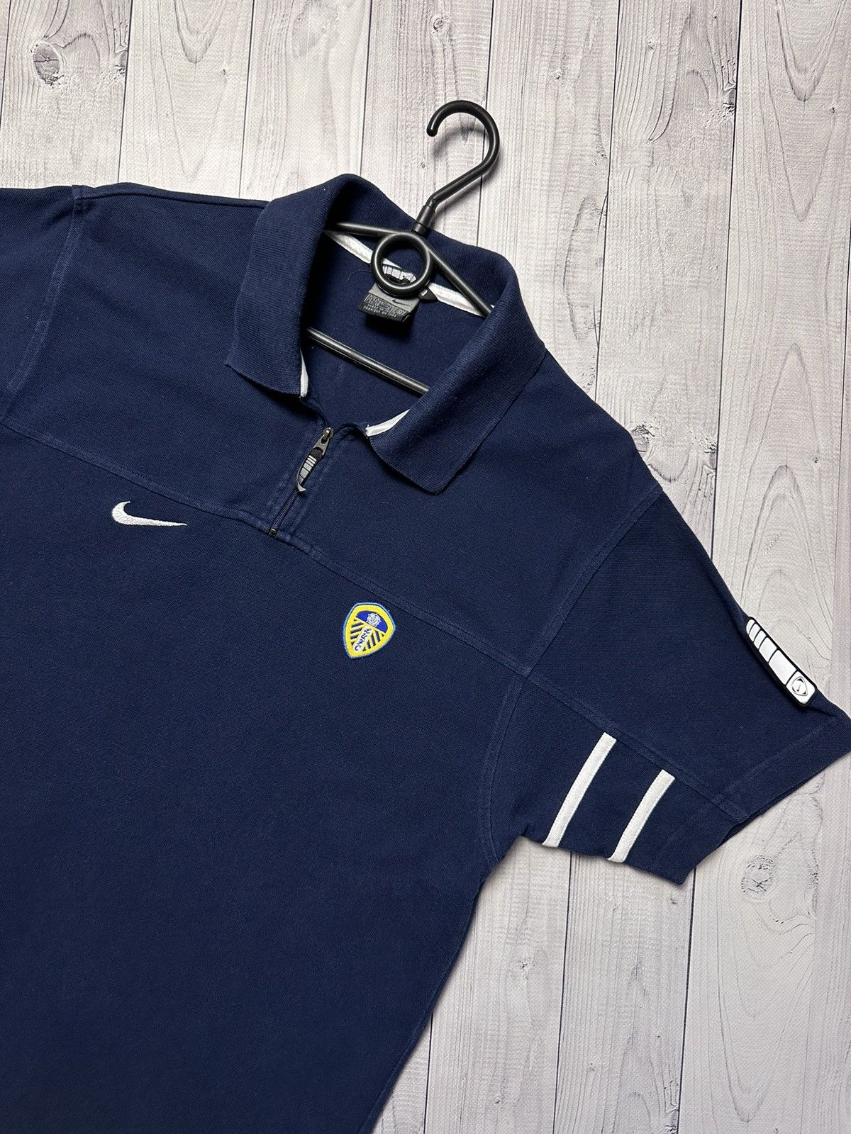 Nike × Vintage Vintage Nike Leeds soccer polo shirt size L Size US L / EU 52-54 / 3 - 2 Thumbnail