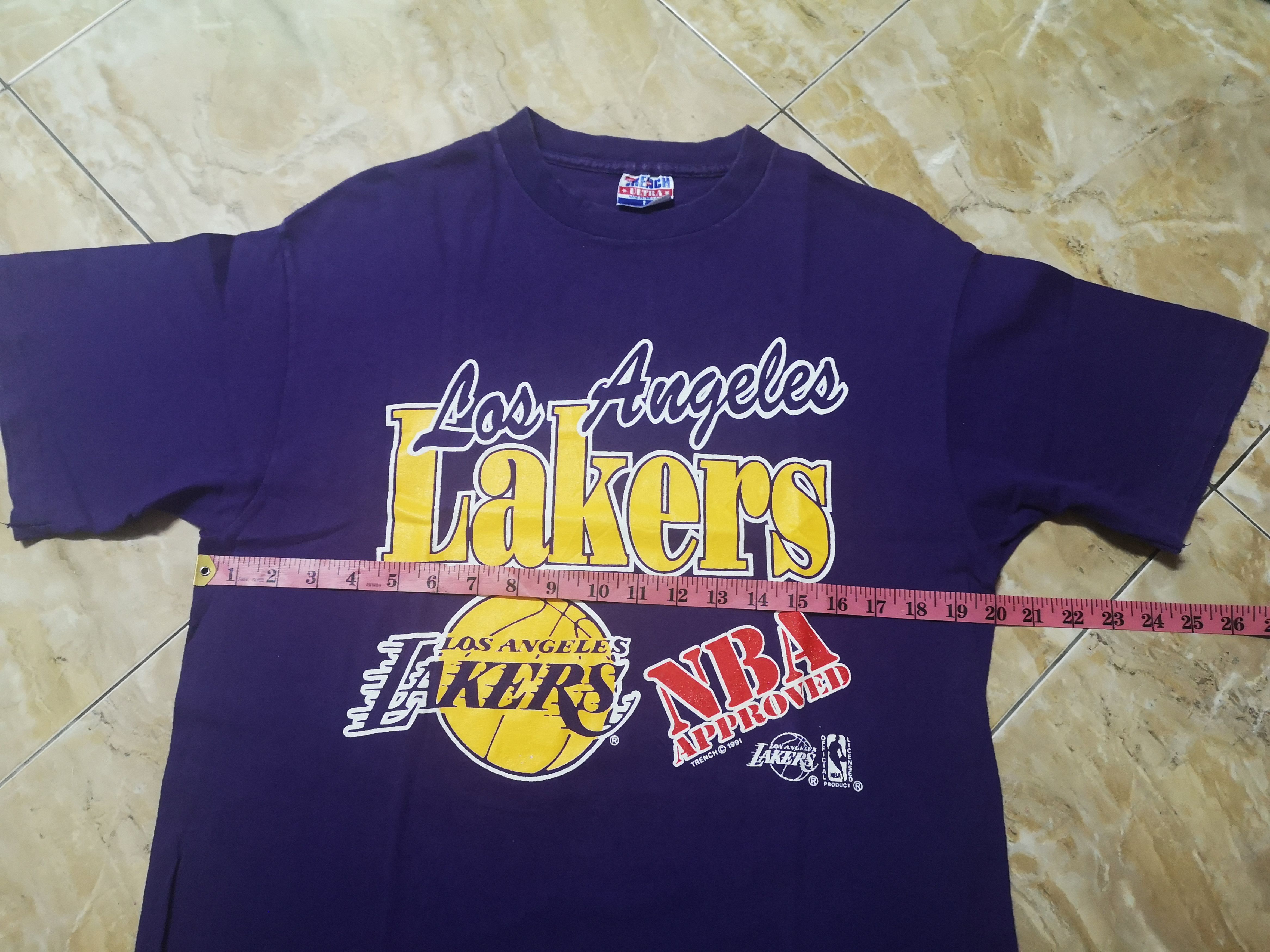NBA × Vintage Vintage Lakers 1991 NBA Size US L / EU 52-54 / 3 - 8 Thumbnail