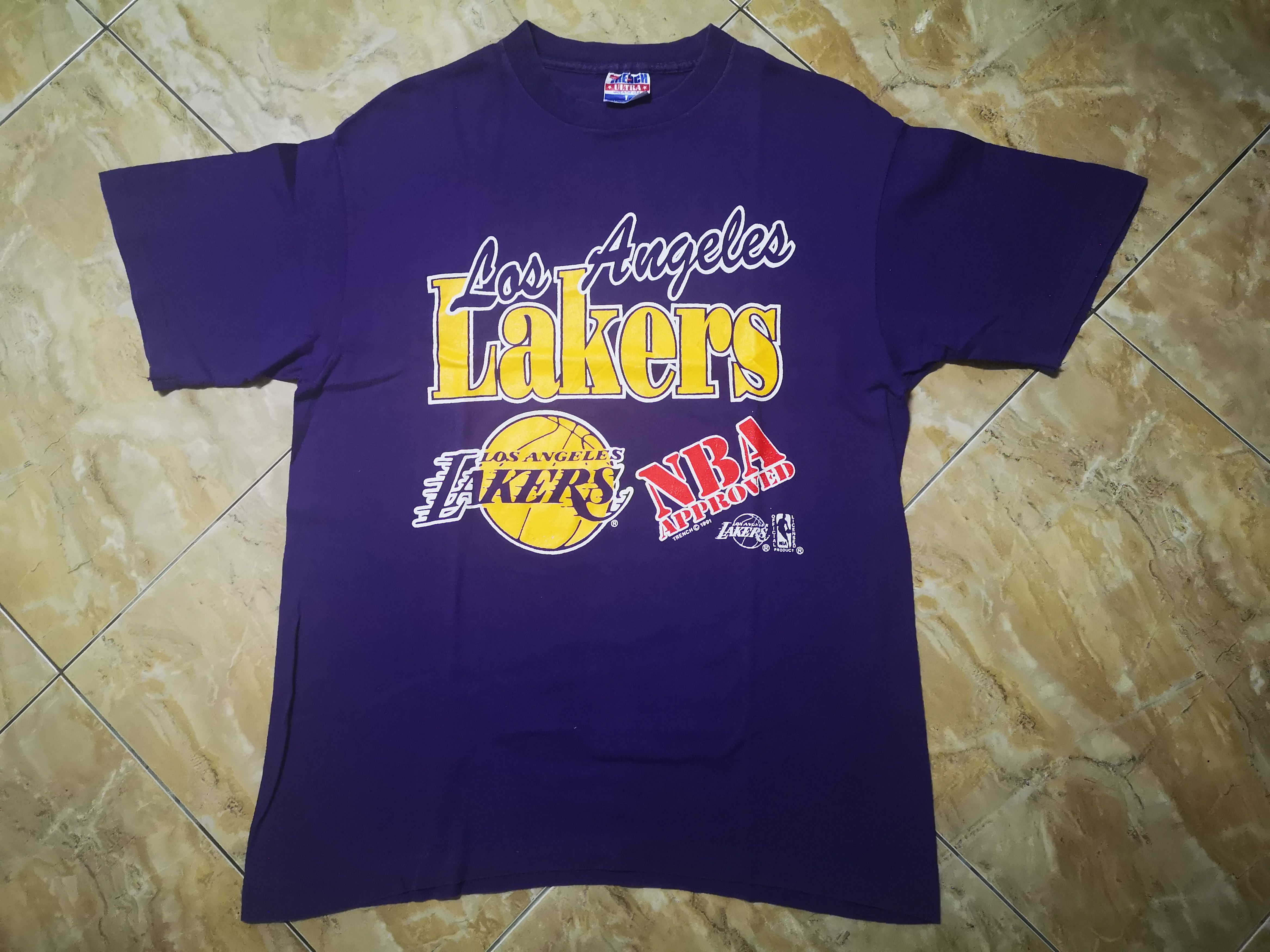 NBA × Vintage Vintage Lakers 1991 NBA Size US L / EU 52-54 / 3 - 2 Thumbnail