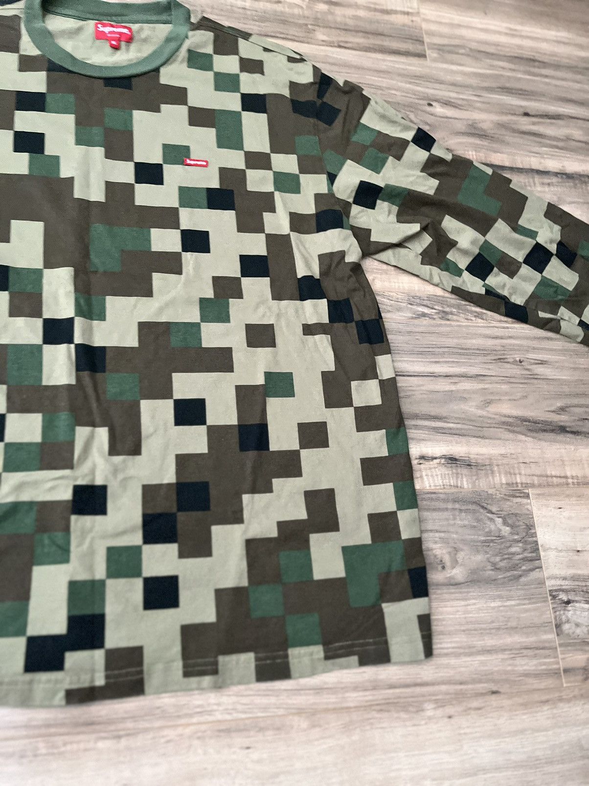 Supreme Supreme Small Box L/S Tee Size US XL / EU 56 / 4 - 15 Thumbnail