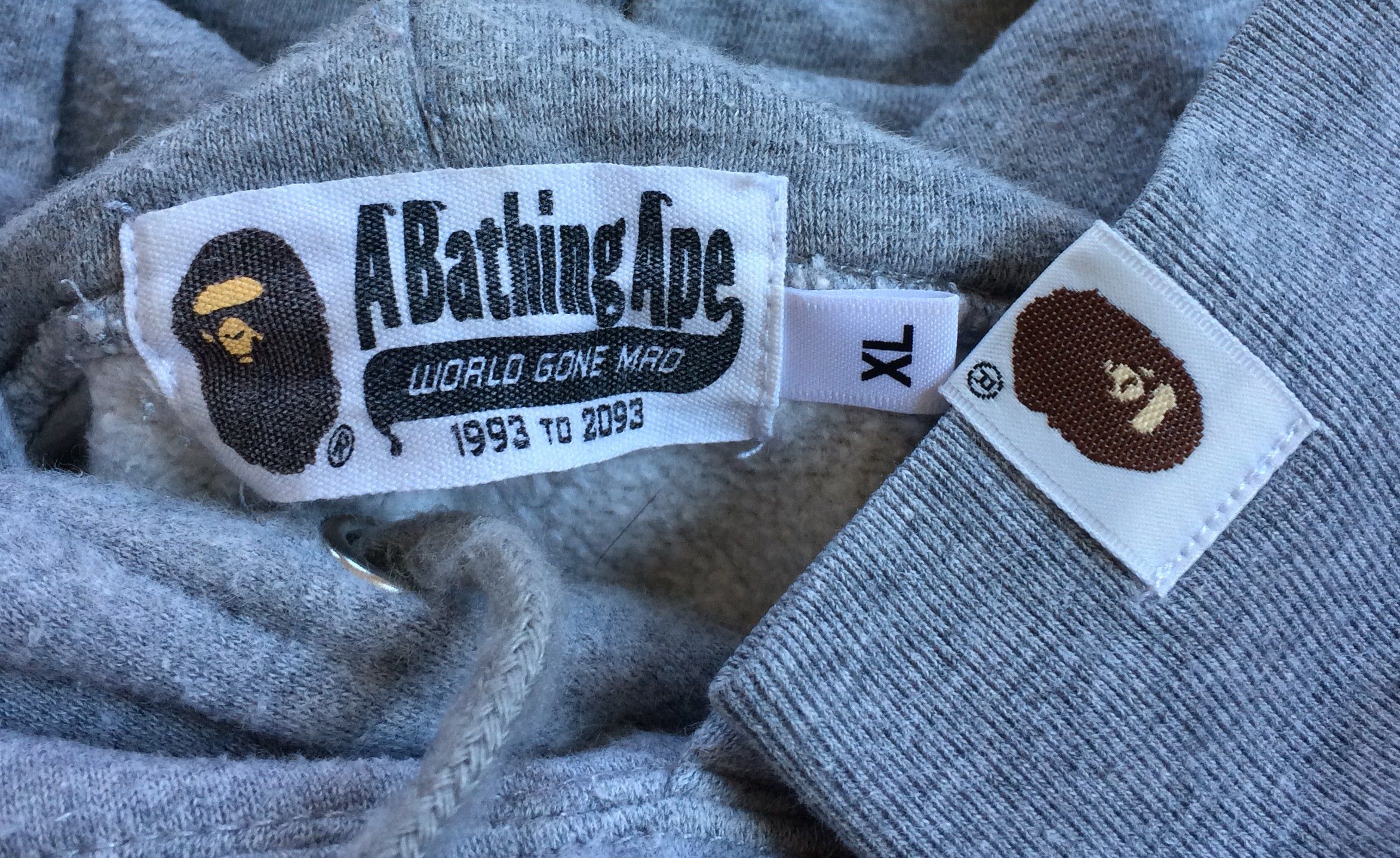 Bape OG Bape KISS-Inspired Logo Hoodie Size US XL / EU 56 / 4 - 3 Thumbnail