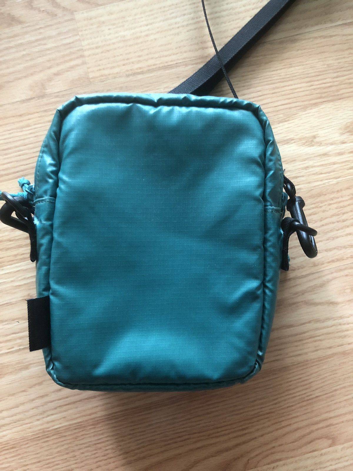 Supreme Shoulder Bag FW17 BLACK Size ONE SIZE - 2 Thumbnail