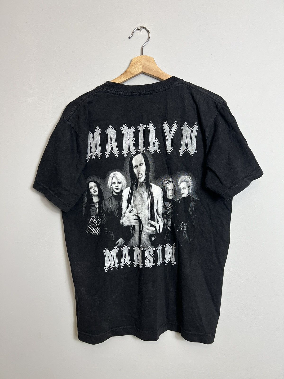 Band Tees Rare Vintage 00s Marilyn Manson Tour Metal Band Tee Faded Size US M / EU 48-50 / 2 - 2 Thumbnail