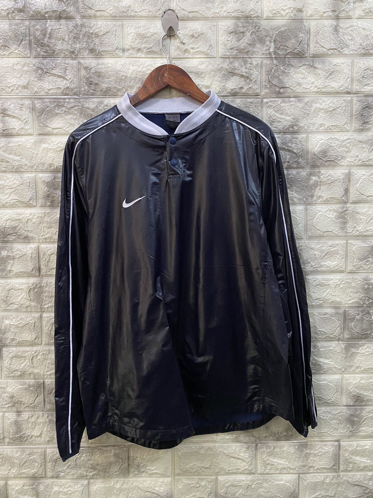 Nike Nike Nylon shirt Size US L / EU 52-54 / 3 - 1 Thumbnail