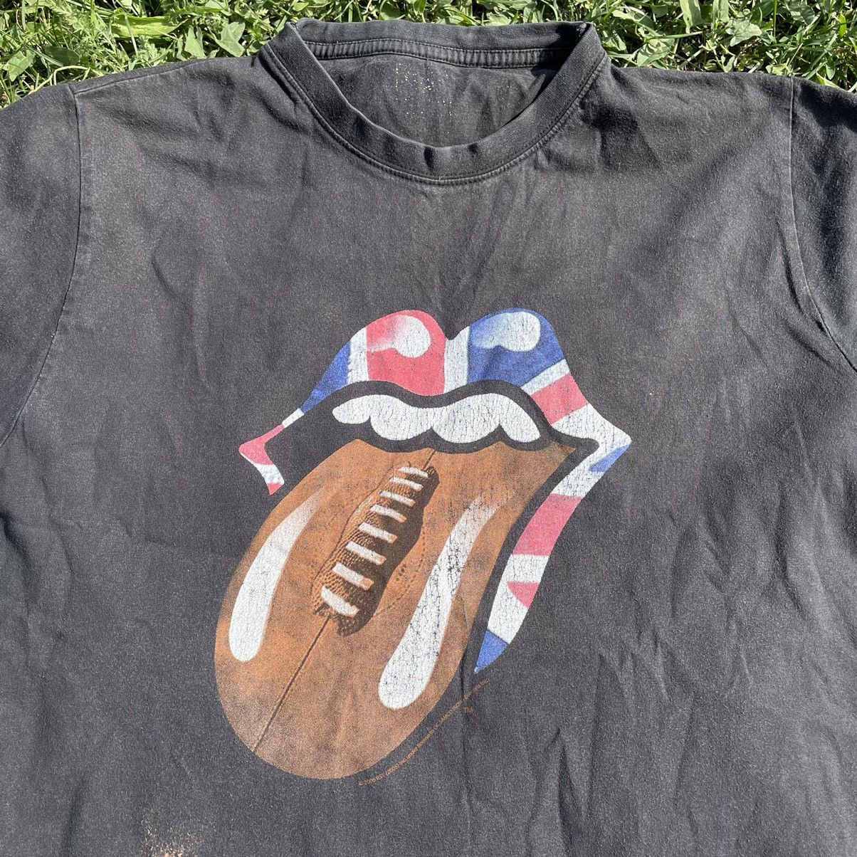 Vintage Vintage Y2K Rolling Stones Sun Faded Graphic Band Tee Large Size US L / EU 52-54 / 3 - 4 Thumbnail