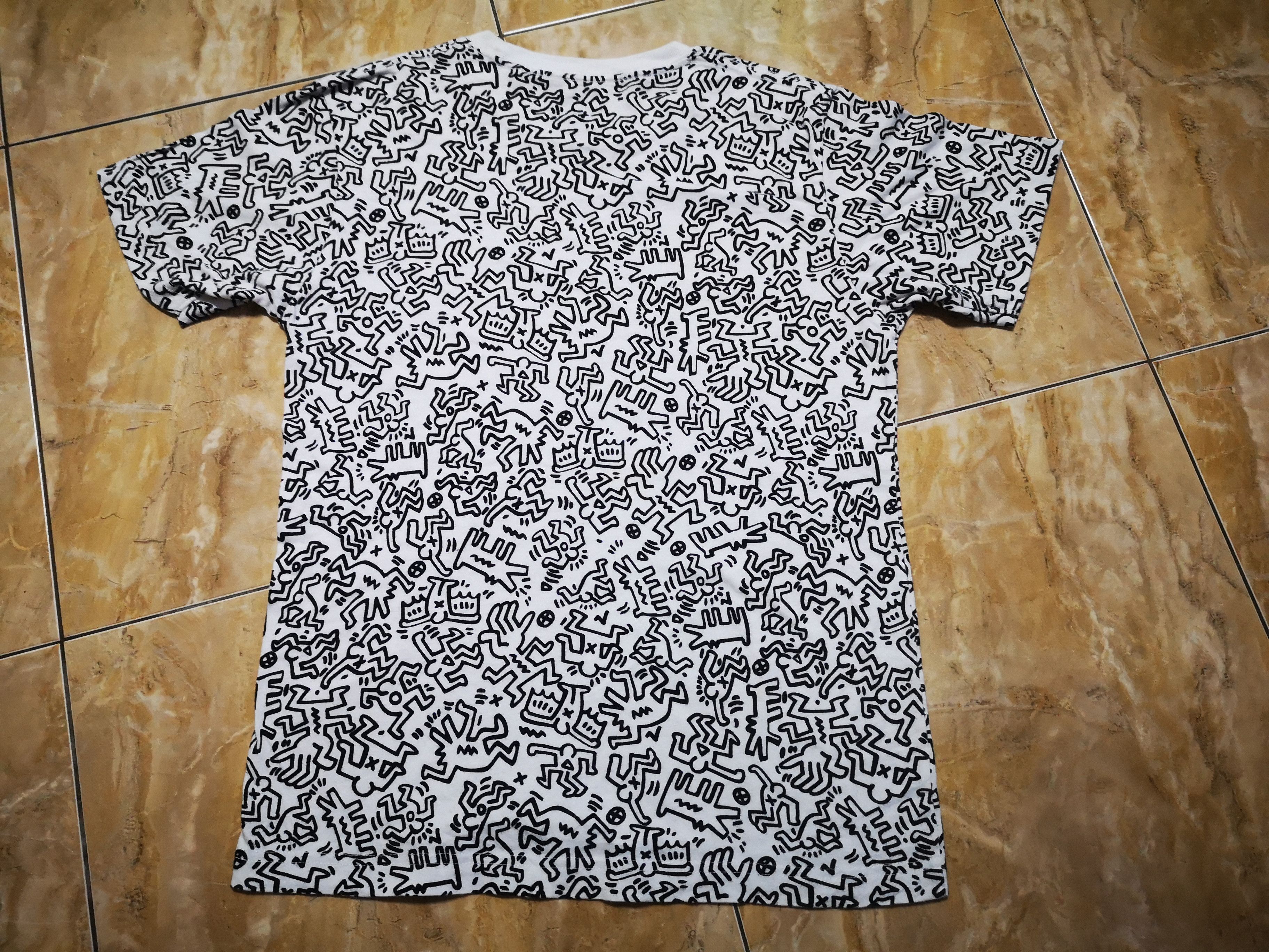Keith Haring × MoMA × Uniqlo Keith haring Full Print Of Art Size US S / EU 44-46 / 1 - 2 Thumbnail