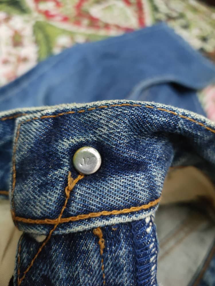Levi's Vintage Clothing BIG E 90s Vintage Levi's 502 Selvedge Size US 29 - 8 Thumbnail