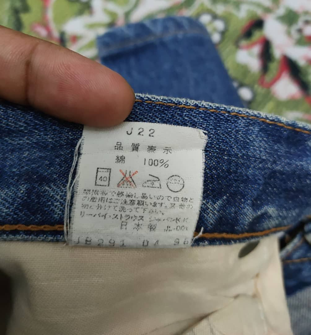 Levi's Vintage Clothing BIG E 90s Vintage Levi's 502 Selvedge Size US 29 - 13 Thumbnail