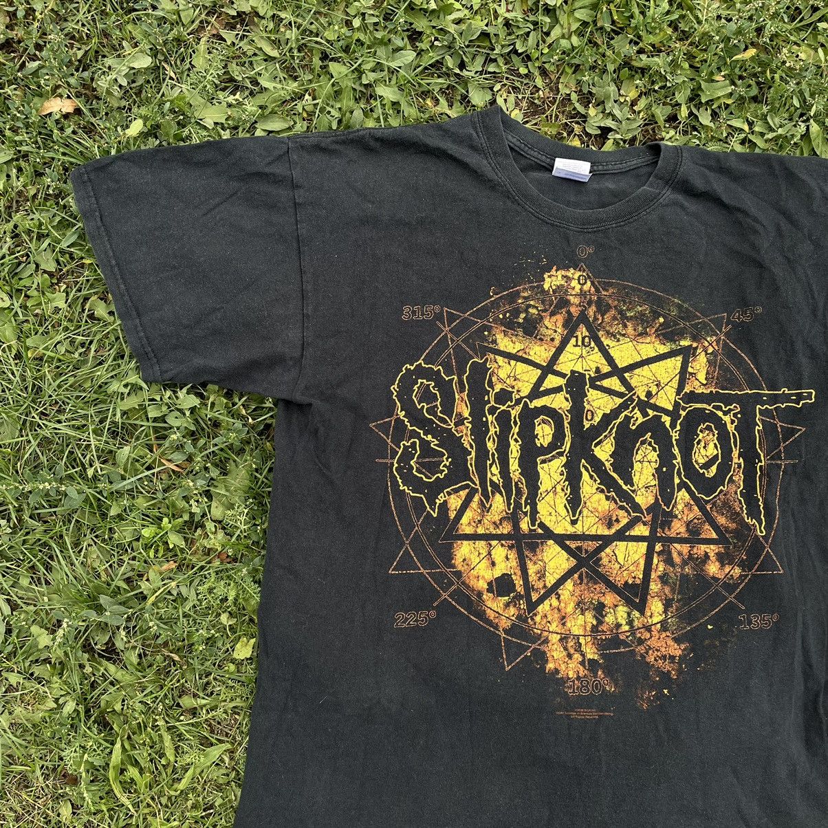 Vintage Vintage Y2K Slipknot Sun Faded Graphic Band Tee Grunge L Size US L / EU 52-54 / 3 - 3 Thumbnail