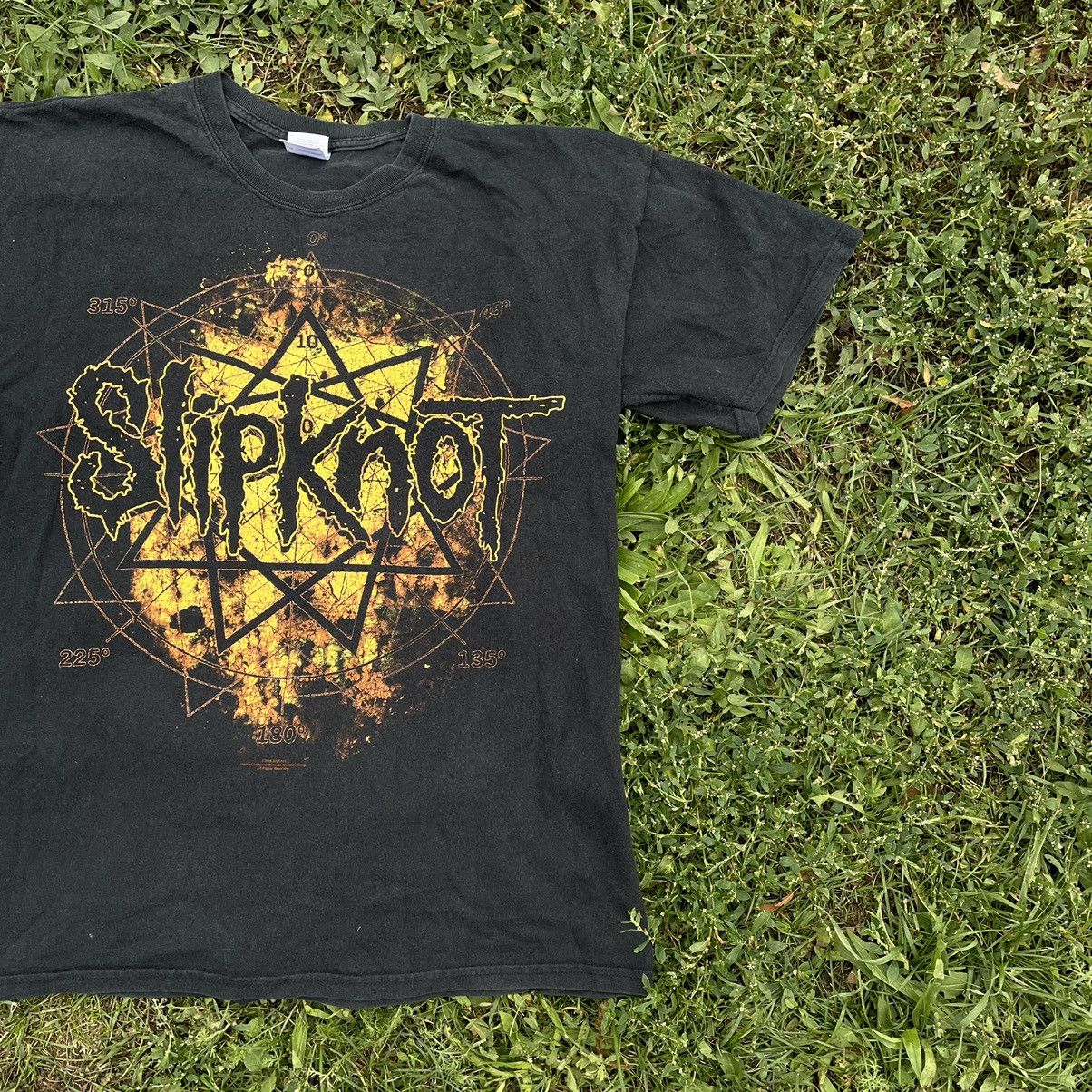 Vintage Vintage Y2K Slipknot Sun Faded Graphic Band Tee Grunge L Size US L / EU 52-54 / 3 - 4 Thumbnail