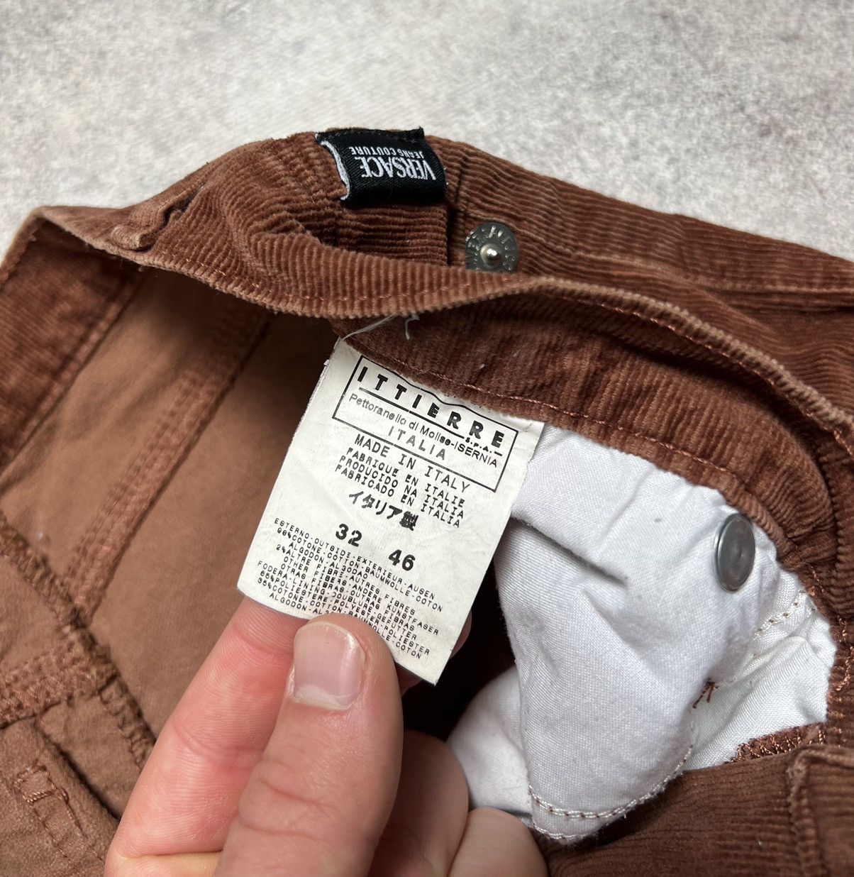 Versace × Versace Jeans Couture Versace vintage cord pants Size 28" / US 6 / IT 42 - 4 Thumbnail