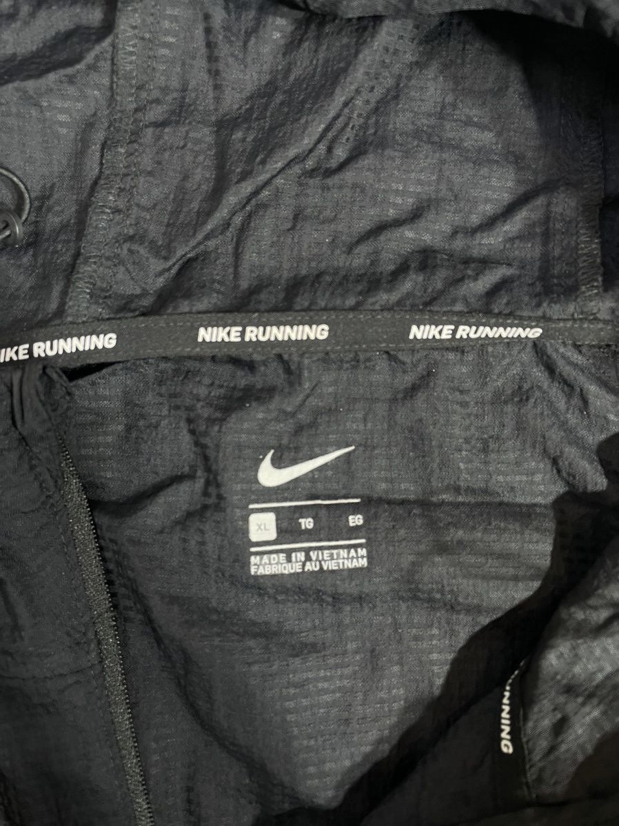 Nike Nike neylon y2k rare jacket nsw Size US XL / EU 56 / 4 - 2 Thumbnail
