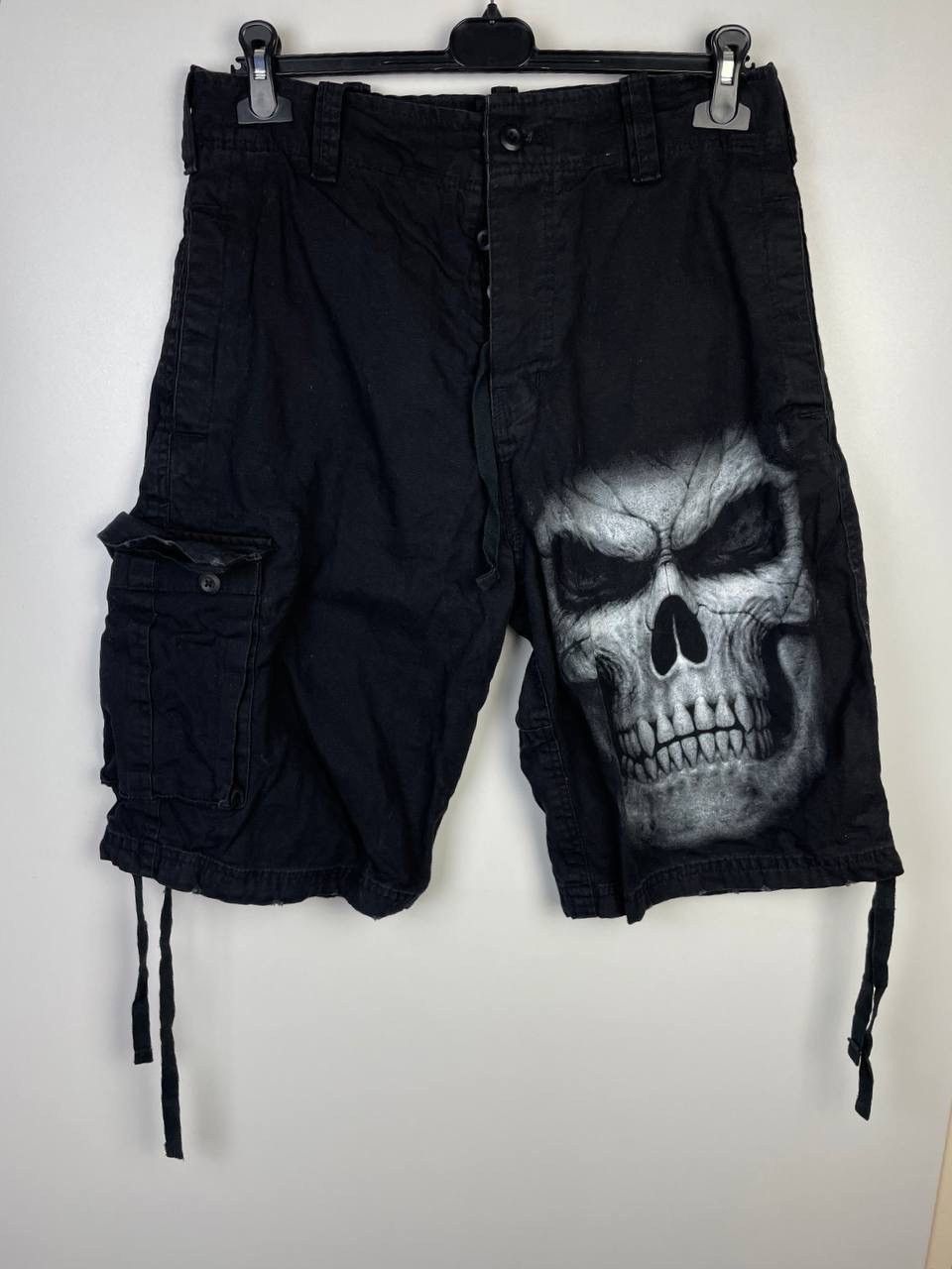 Vintage Skulls vintage cargo shorts size L Size US 34 / EU 50 - 1 Thumbnail