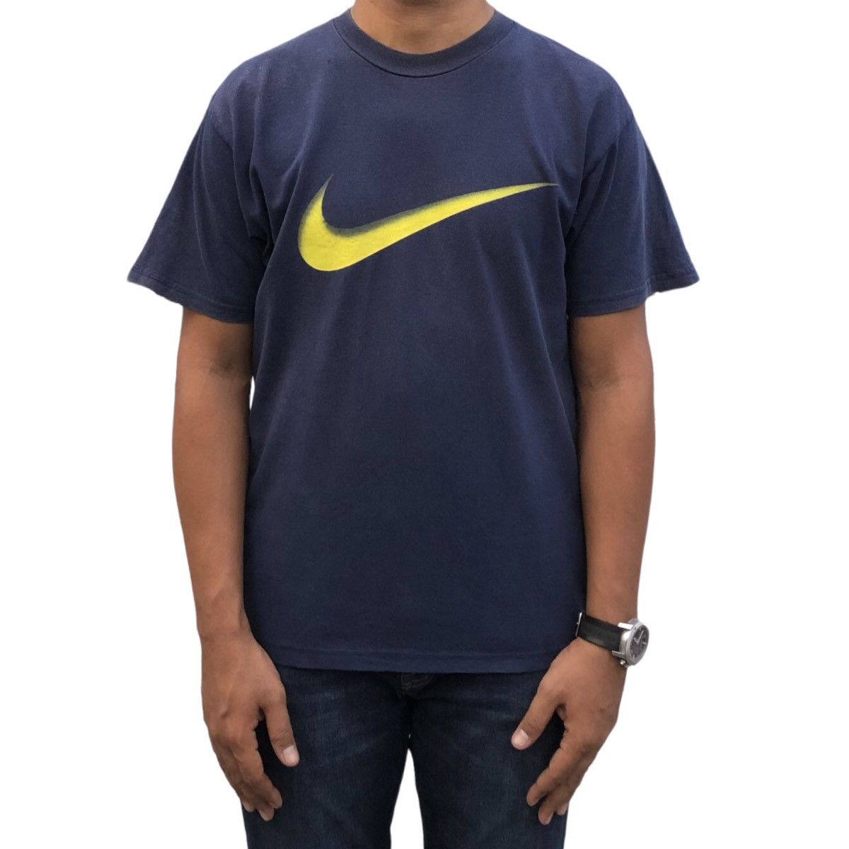 Nike 🔥Vintage 90s Nike Big Swoosh Tee Size US S / EU 44-46 / 1 - 3 Thumbnail
