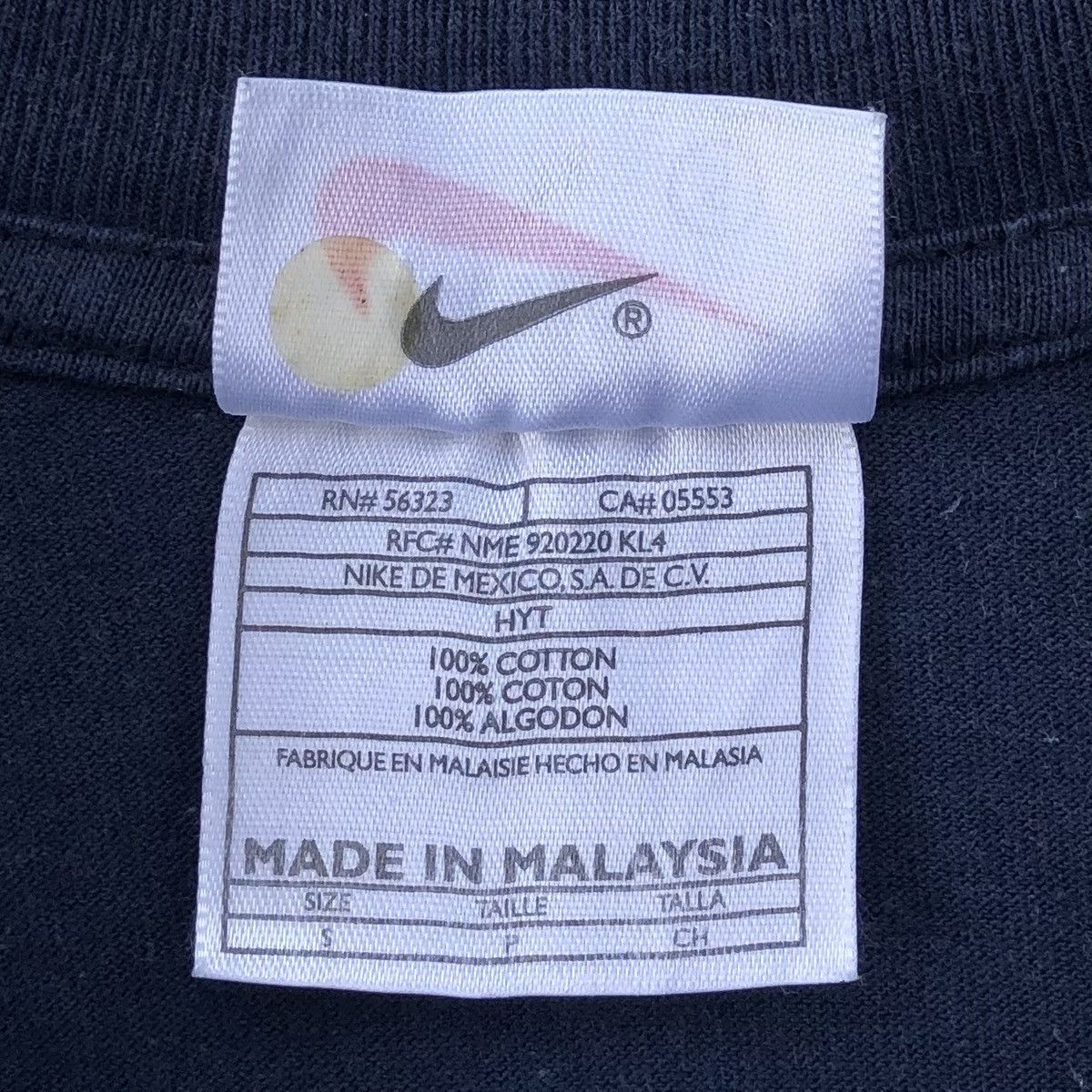 Nike 🔥Vintage 90s Nike Big Swoosh Tee Size US S / EU 44-46 / 1 - 8 Thumbnail