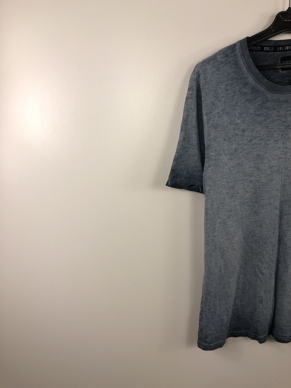 Guess Guess Small Logo T Shirt Grey(Ashen) Size L-XL Size US XL / EU 56 / 4 - 4 Thumbnail