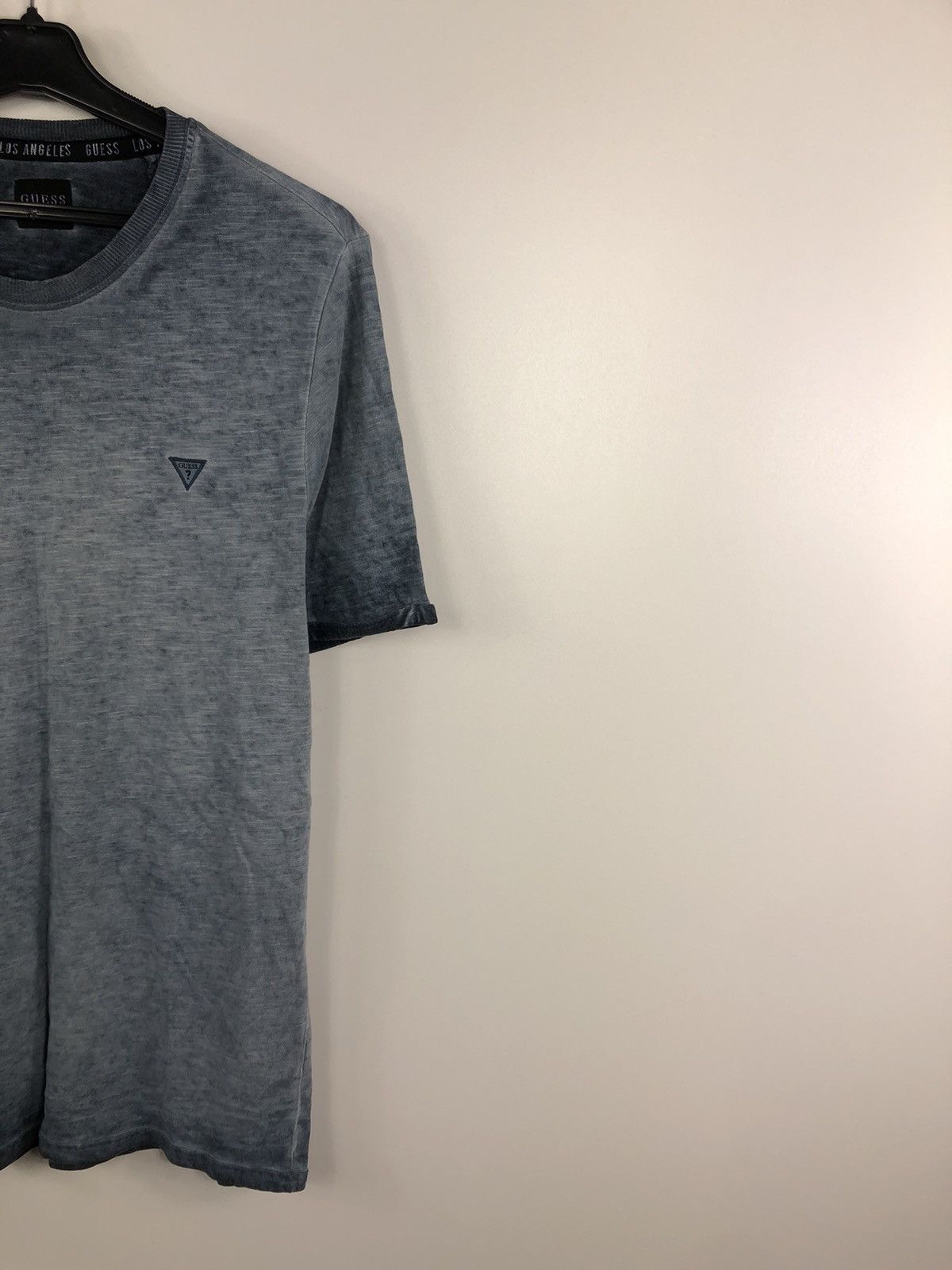 Guess Guess Small Logo T Shirt Grey(Ashen) Size L-XL Size US XL / EU 56 / 4 - 5 Thumbnail