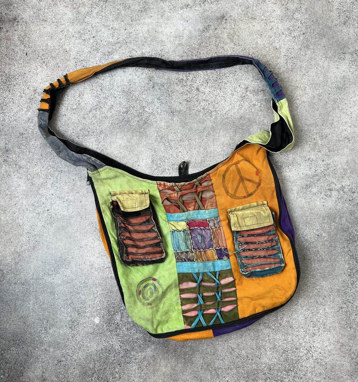 Japanese Brand × Vintage Vintage Japanese hippie shoulder bag Size ONE SIZE - 1 Thumbnail