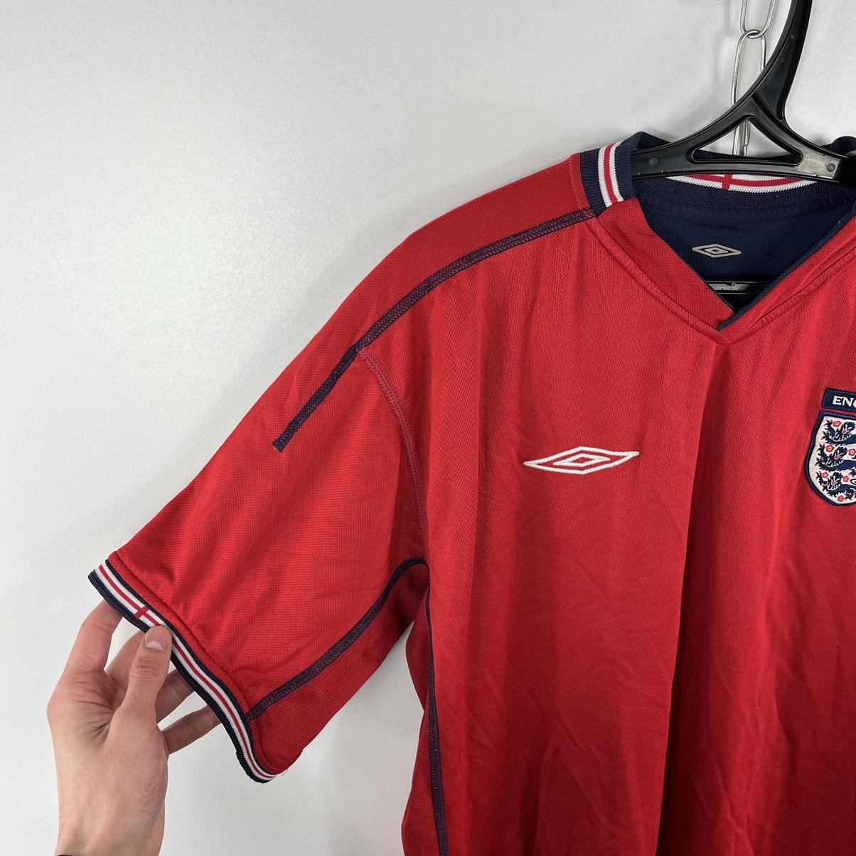 Umbro England Umbro Reversible 2004 Away Jersey T-Shirt Size L Size US XL / EU 56 / 4 - 3 Thumbnail