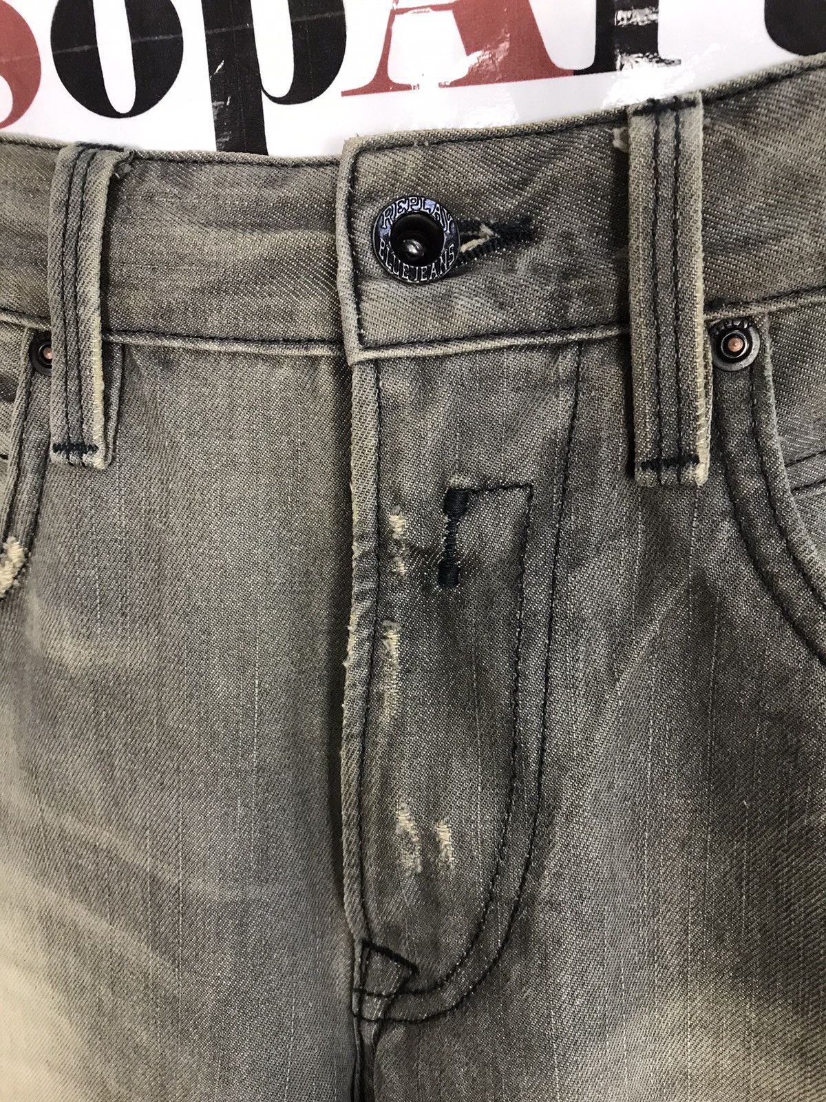 Replay Vintage Replay Distressed Jeans Zipper Style Size US 33 - 6 Thumbnail