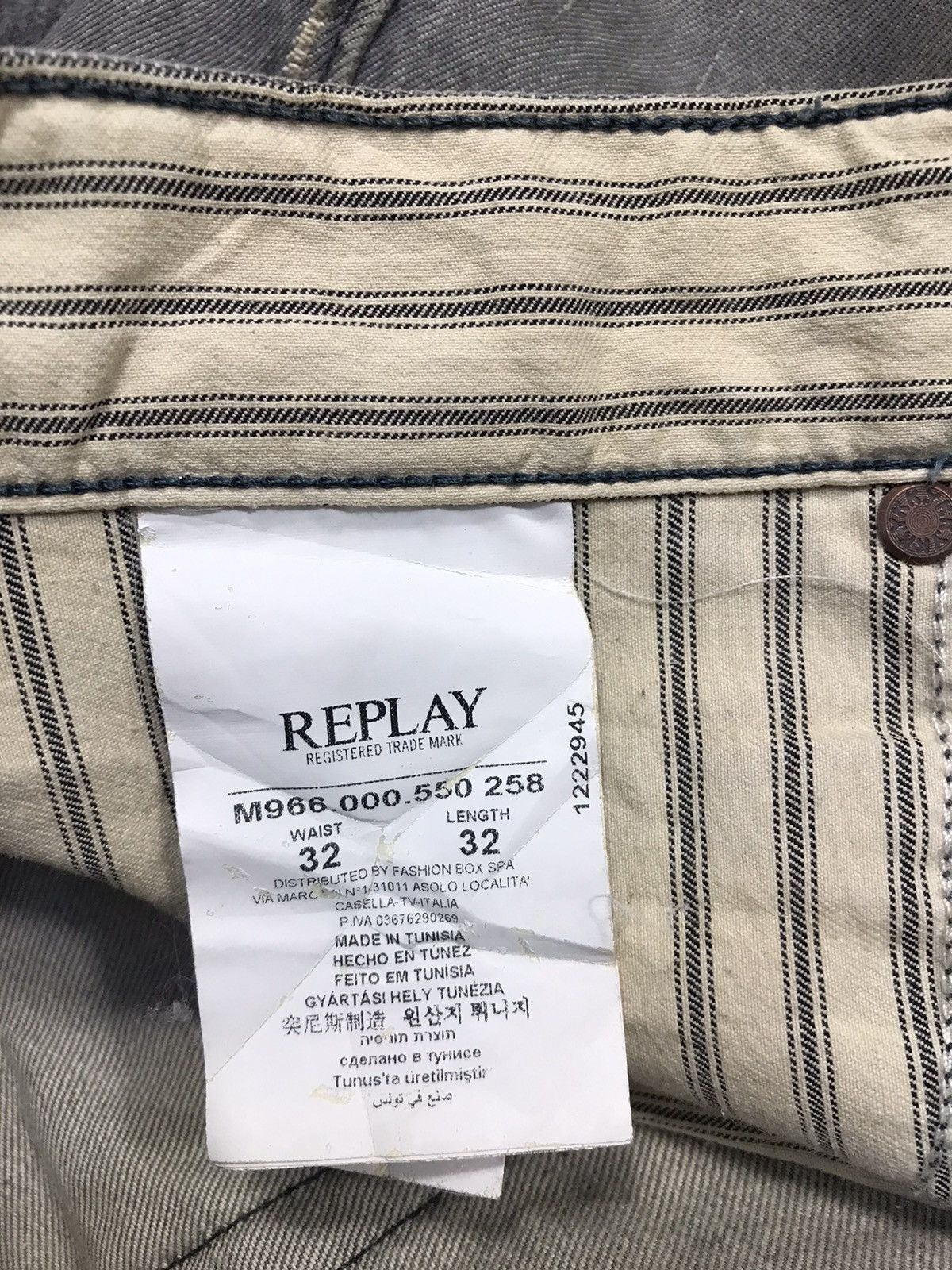 Replay Vintage Replay Distressed Jeans Zipper Style Size US 33 - 17 Thumbnail