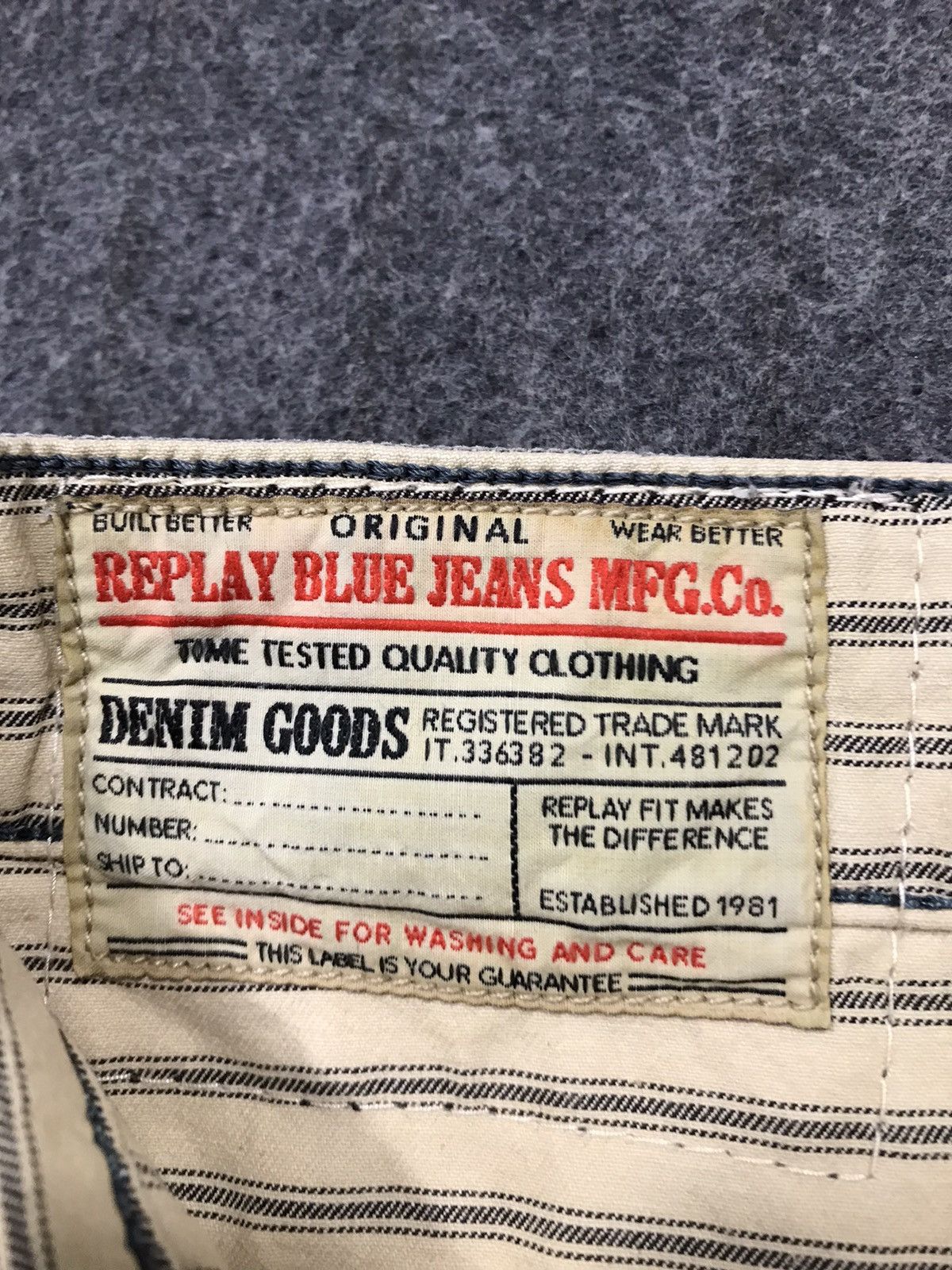 Replay Vintage Replay Distressed Jeans Zipper Style Size US 33 - 15 Thumbnail