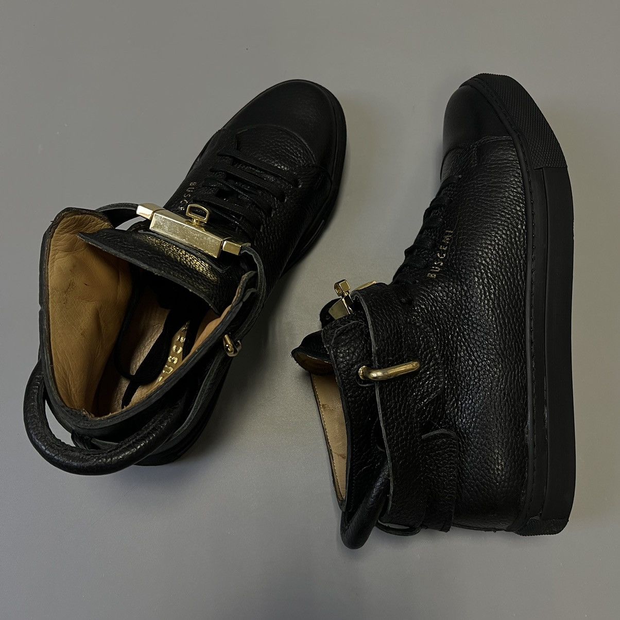Buscemi Buscemi Leather Shoes Sneakers Black/Gold Size US 7 / EU 40 - 8 Thumbnail