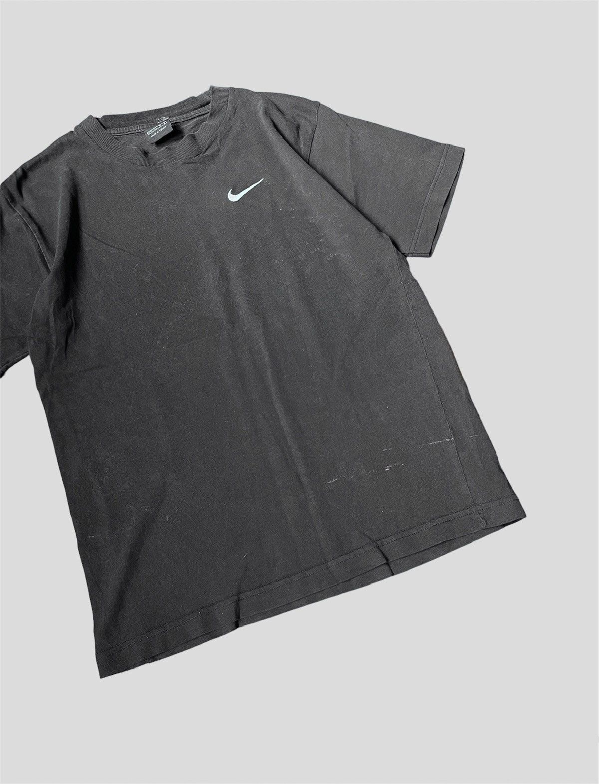 Nike Nike Faded Black T-Shirt Vintage Size US S / EU 44-46 / 1 - 2 Thumbnail