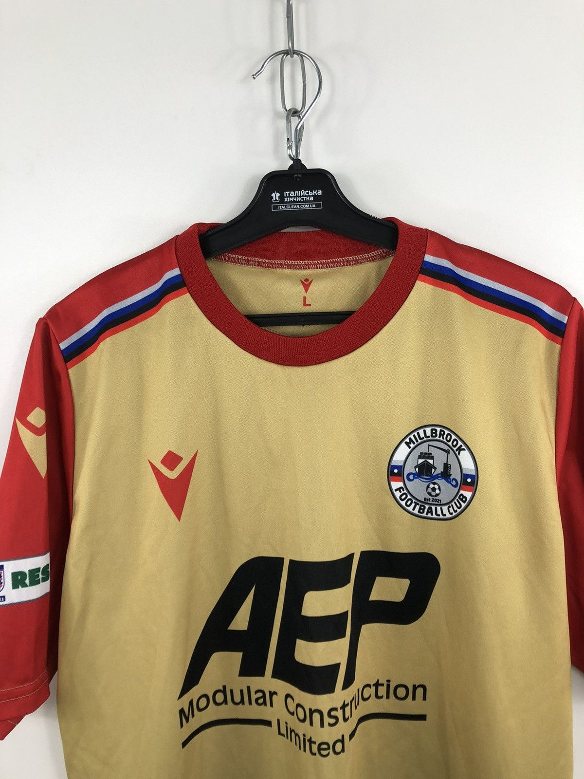 Vintage Millbrook Soccer Jersey T-Shirt Gold/Red Size L Size US L / EU 52-54 / 3 - 3 Thumbnail