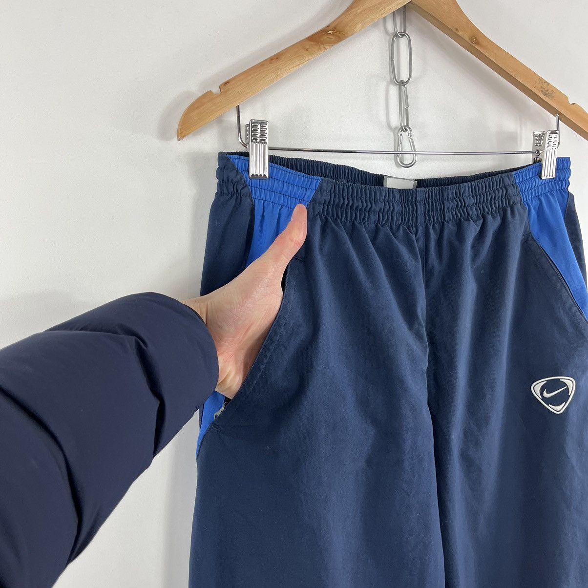 Nike × Vintage Vintage Nike Small Embroidery Swoosh Logo Pants Navy Size S Size US 31 - 3 Thumbnail