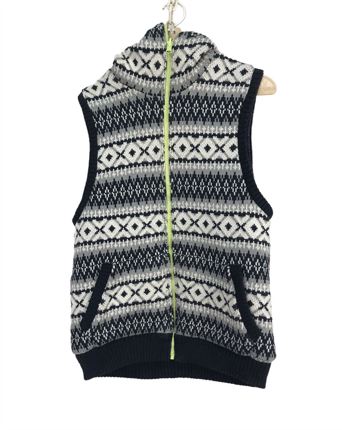 Japanese Brand Japanese brand reversible sleeveless full zipper jacket Size US M / EU 48-50 / 2 - 3 Thumbnail