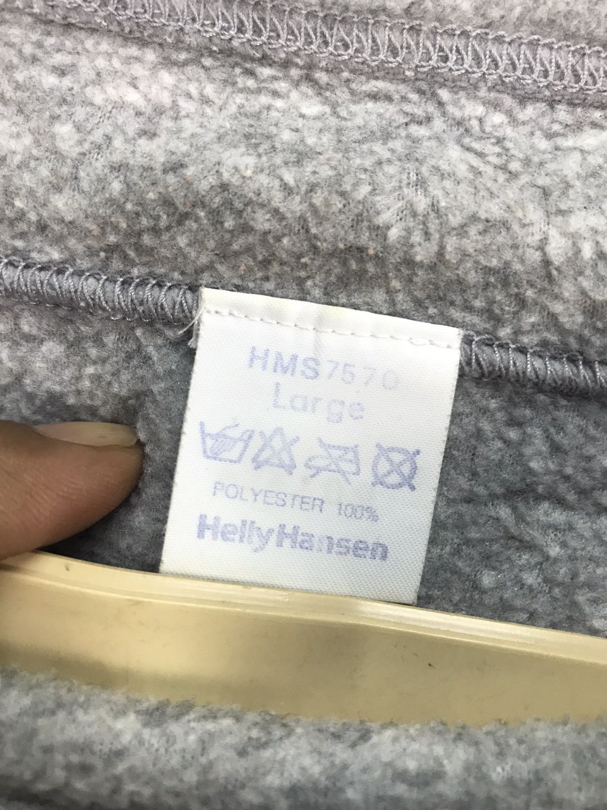 Helly Hansen Helly hansen fleece turtleneck distressed sweatshirt Size US XL / EU 56 / 4 - 3 Thumbnail