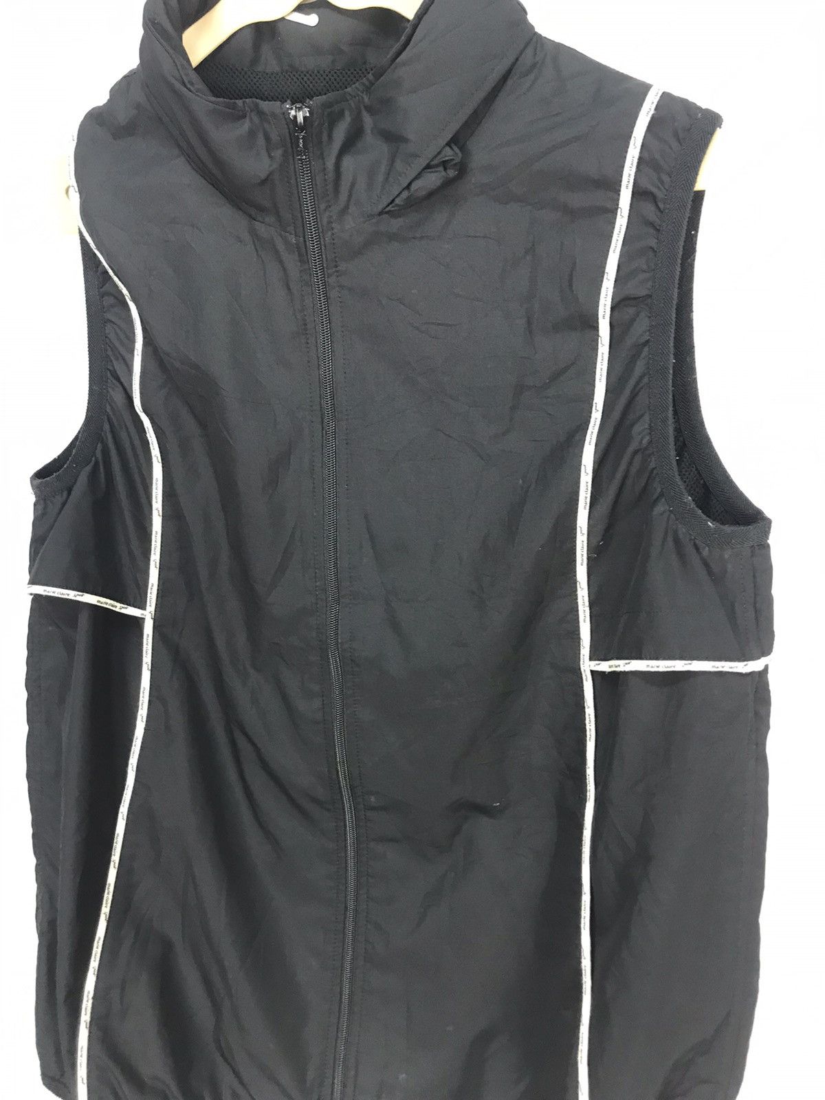 Japanese Brand Marie Claire sport sleeveless zipper jacket hidden hoodie Size US S / EU 44-46 / 1 - 6 Thumbnail