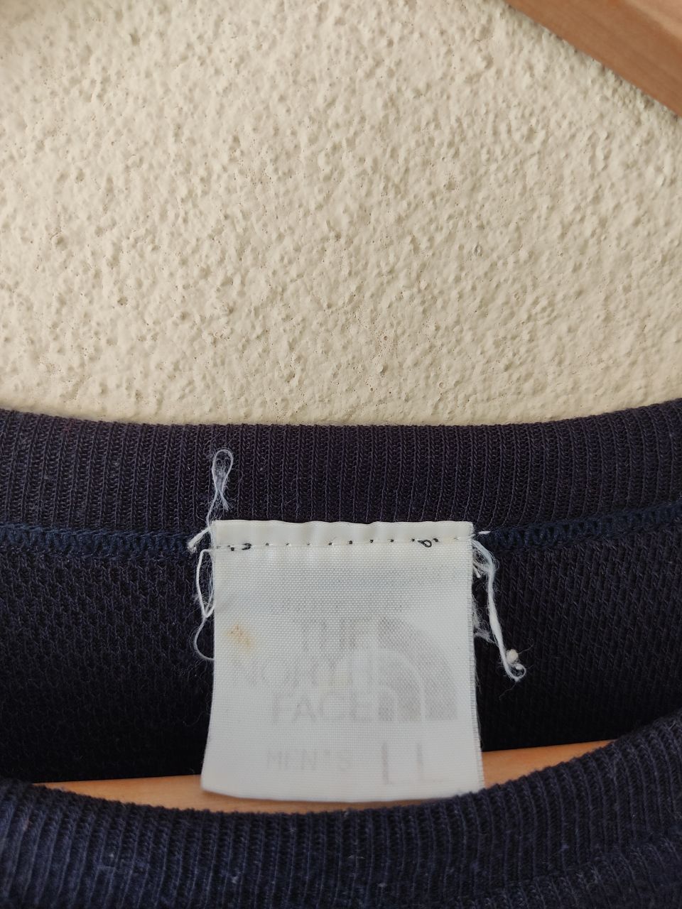 The North Face TNF BASE LAYER LONG SLEEVES Size US L / EU 52-54 / 3 - 4 Thumbnail