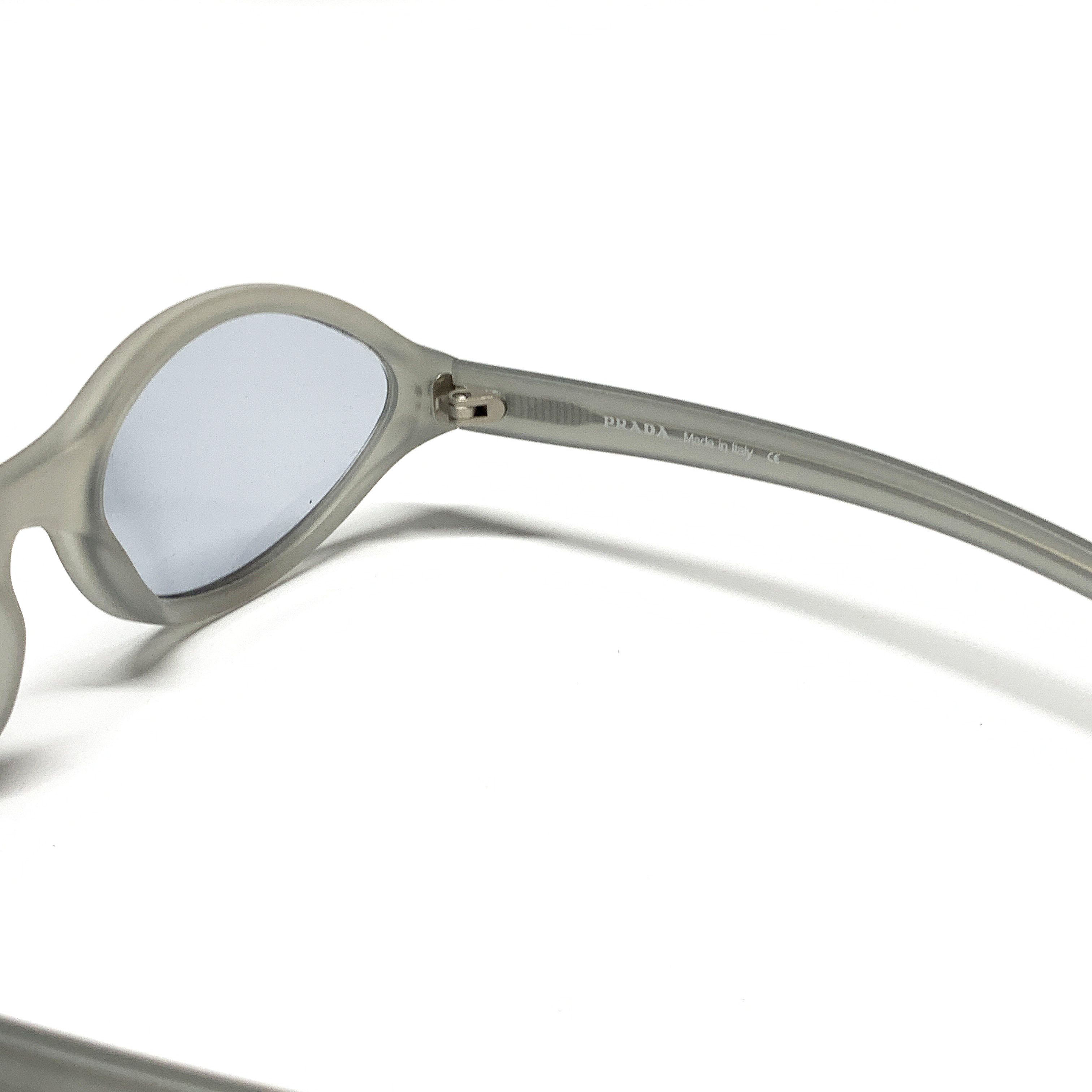 Vtg 00s Prada Frosted Drop Sunglasses (Grey Light Lenses)