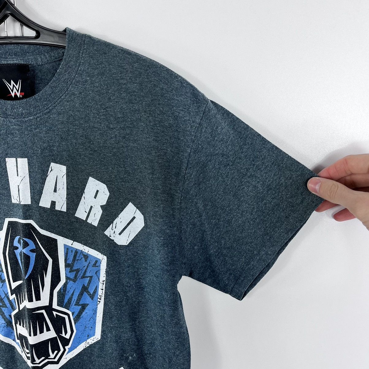 Vintage × WWE WWE T-Shirt Roman Reigns Hit Hard Hit Often Big Logo Size M Size US M / EU 48-50 / 2 - 5 Thumbnail