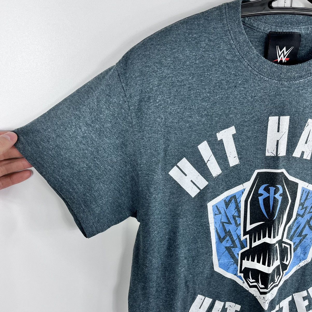 Vintage × WWE WWE T-Shirt Roman Reigns Hit Hard Hit Often Big Logo Size M Size US M / EU 48-50 / 2 - 4 Thumbnail
