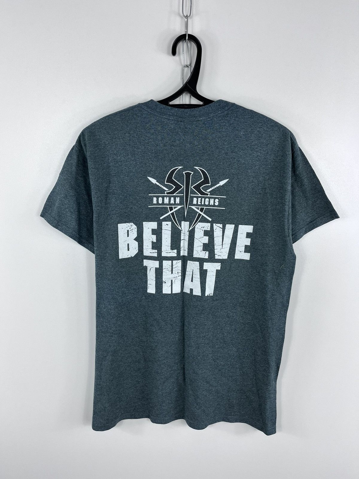 Vintage × WWE WWE T-Shirt Roman Reigns Hit Hard Hit Often Big Logo Size M Size US M / EU 48-50 / 2 - 2 Thumbnail