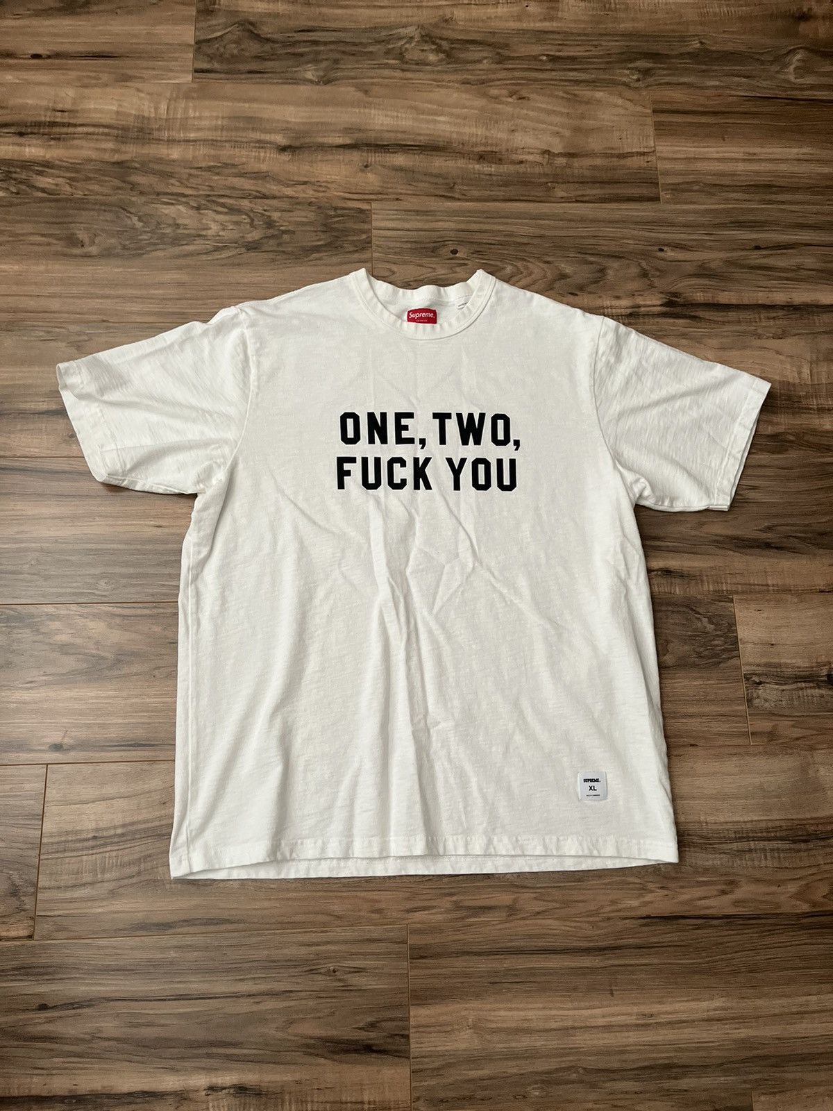 Supreme Tシャツ Lサイズ ONE, TWO, FUCK YOU Supreme One Two Fuck You S S Top (SS23) - $68