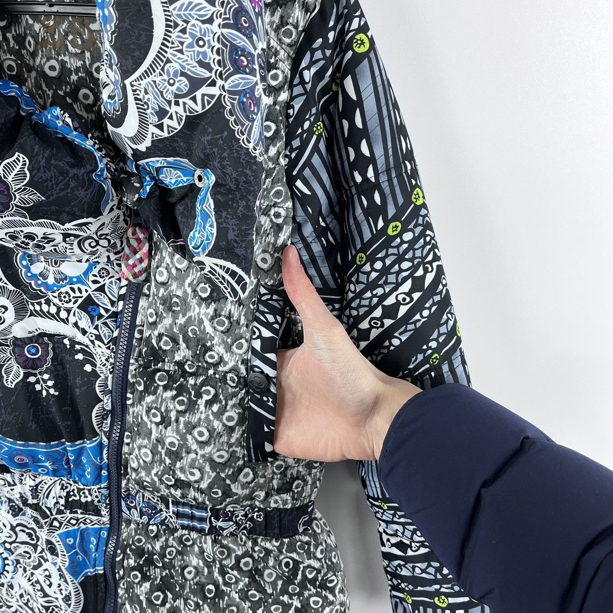 Desigual Desigual Woman’s Jacket Illustration Style Colour Size M Size XS / US 0-2 / IT 36-38 - 8 Thumbnail