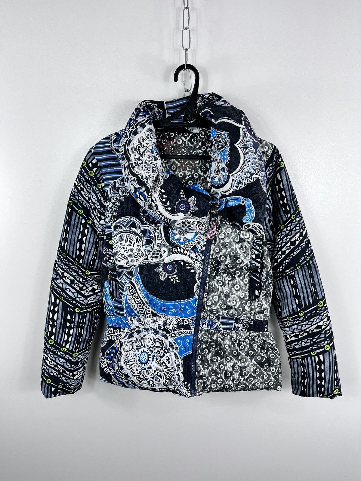 Desigual Desigual Woman’s Jacket Illustration Style Colour Size M Size XS / US 0-2 / IT 36-38 - 1 Thumbnail
