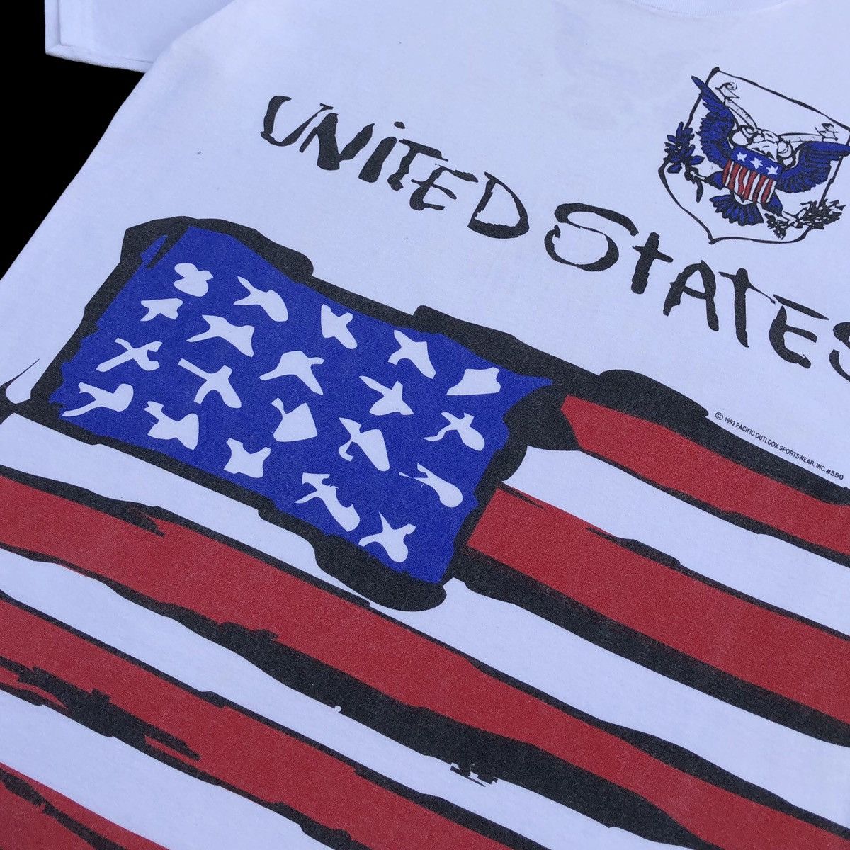 Vintage Vintage 90s USA Flag Logo Team Gear T- Shirt Size US L / EU 52-54 / 3 - 2 Thumbnail