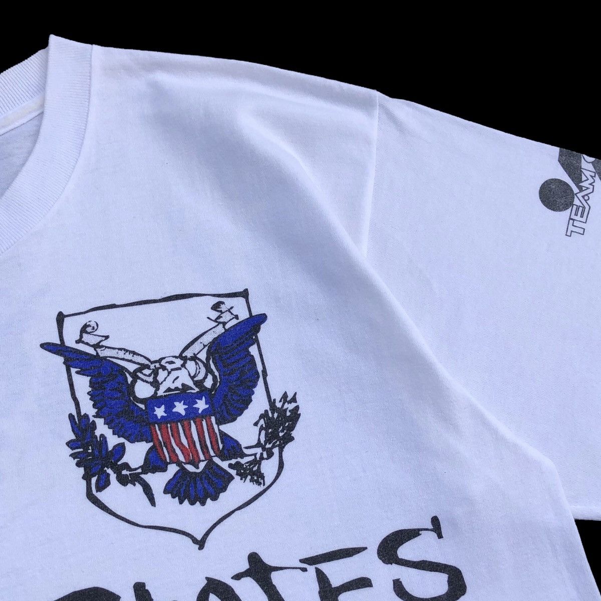 Vintage Vintage 90s USA Flag Logo Team Gear T- Shirt Size US L / EU 52-54 / 3 - 4 Thumbnail