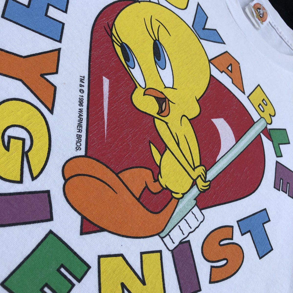 Vintage Vintage 1996 Looney Tunes Wuvable Hygienist T shirt Size US L / EU 52-54 / 3 - 7 Thumbnail