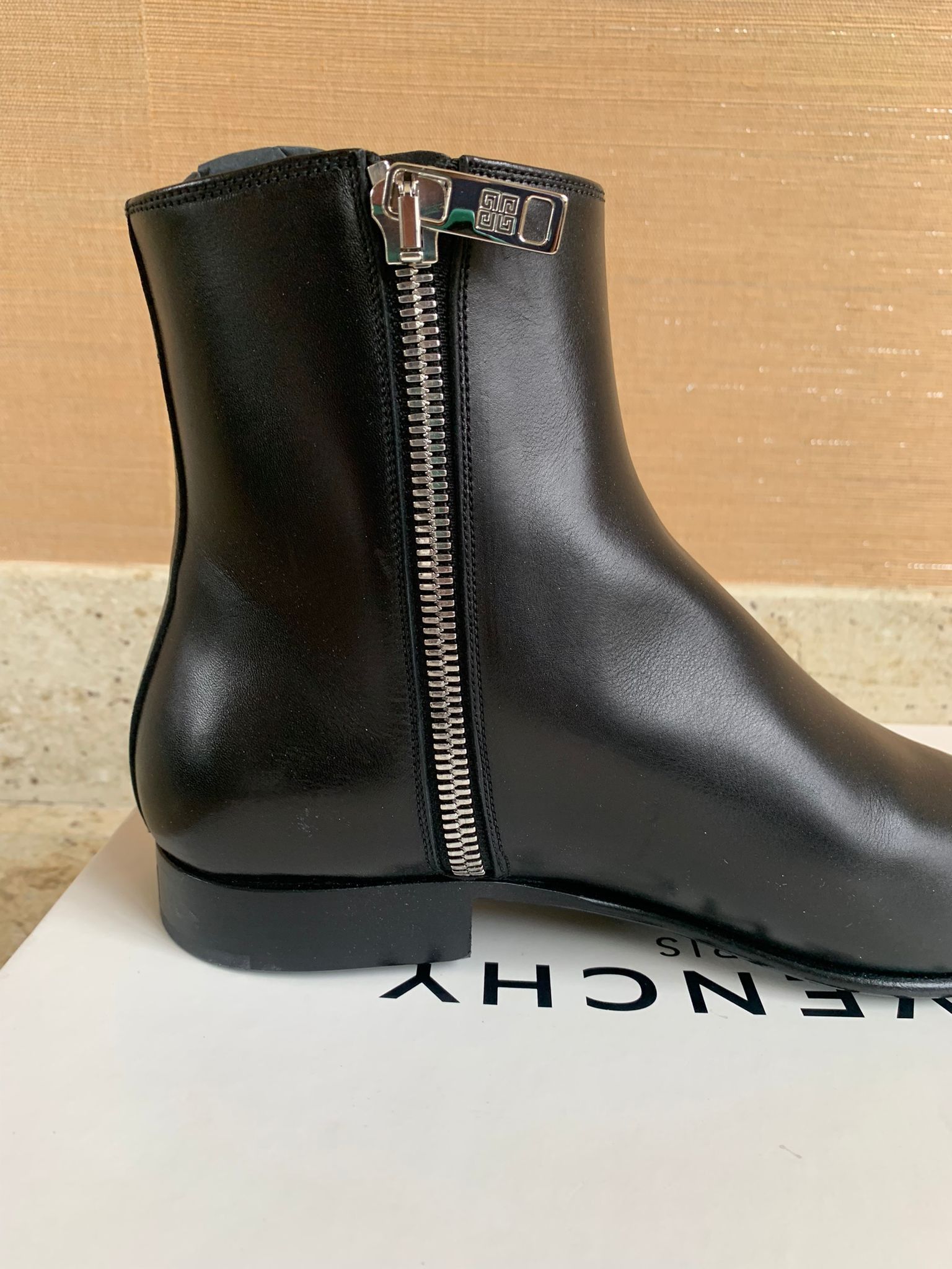 Givenchy Side Chelsea Zip Boots Size US 9 / EU 42 - 2 Thumbnail